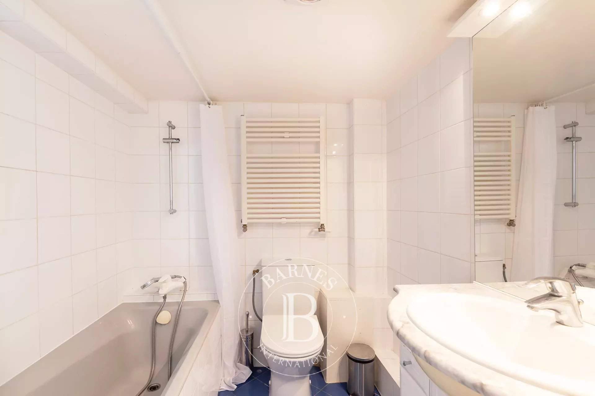 Paris  - Apartment 3 Bedrooms - picture 19
