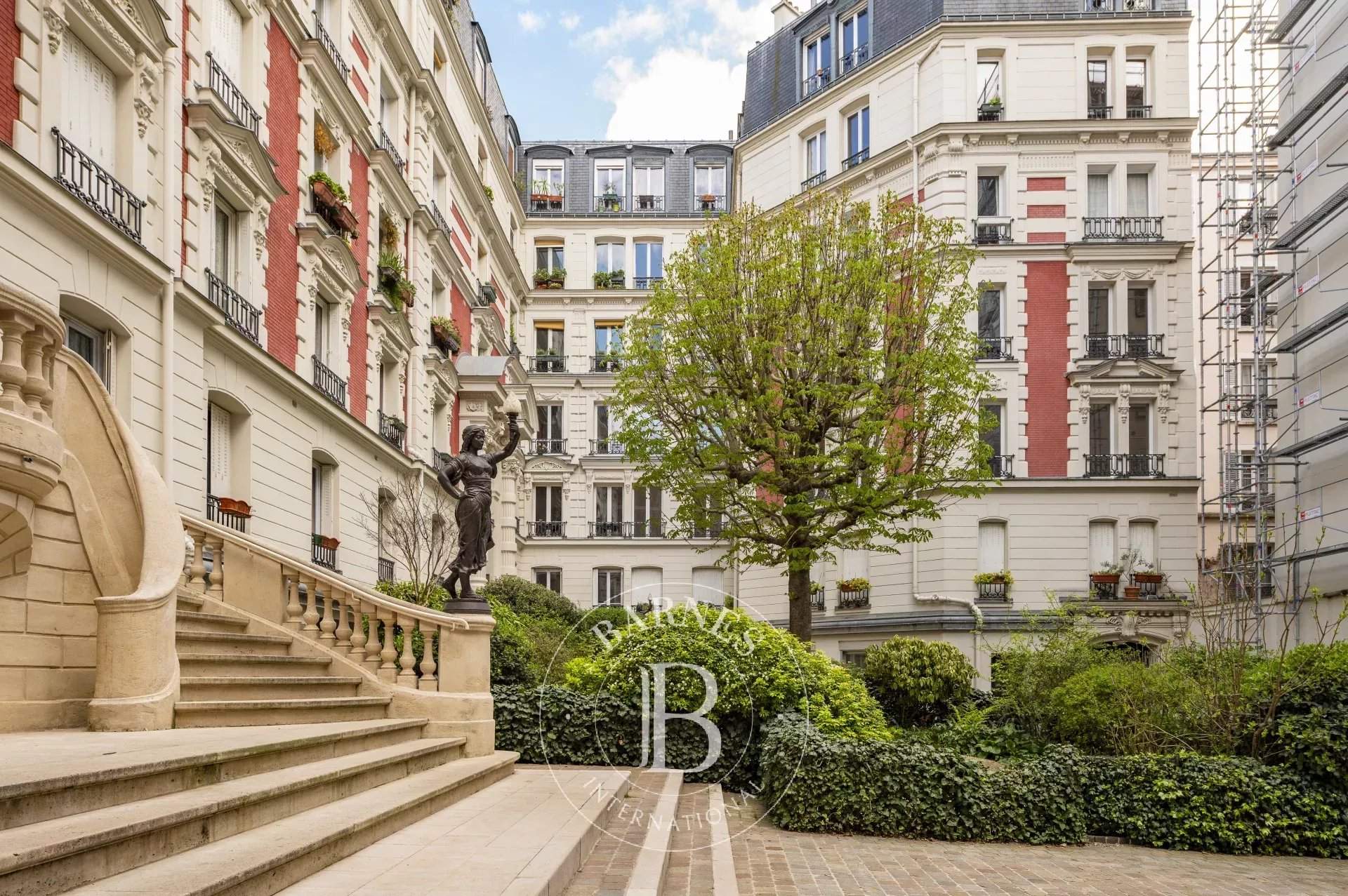 Paris  - Apartment 3 Bedrooms - picture 17