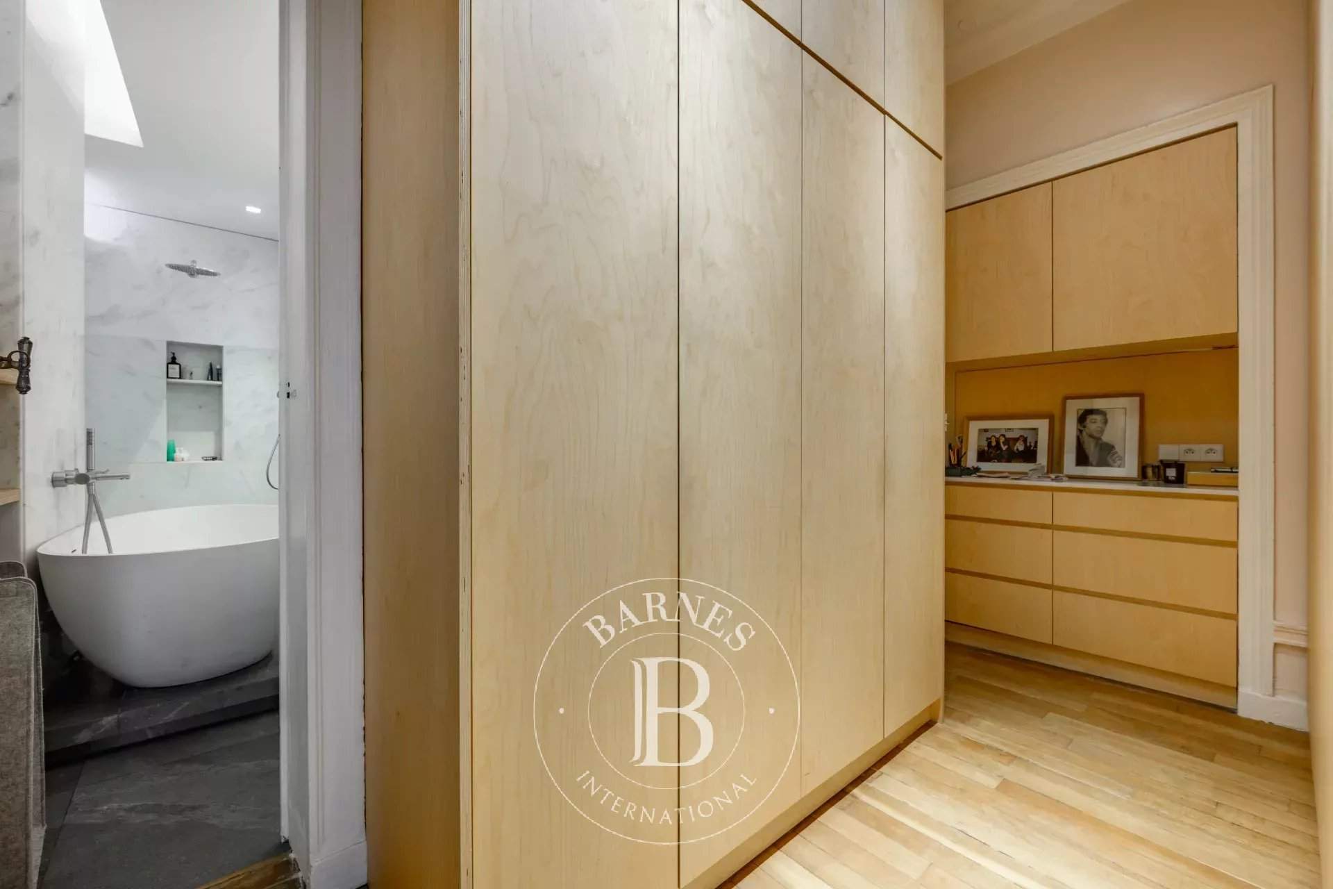 Paris  - Apartment 4 Bedrooms - picture 20