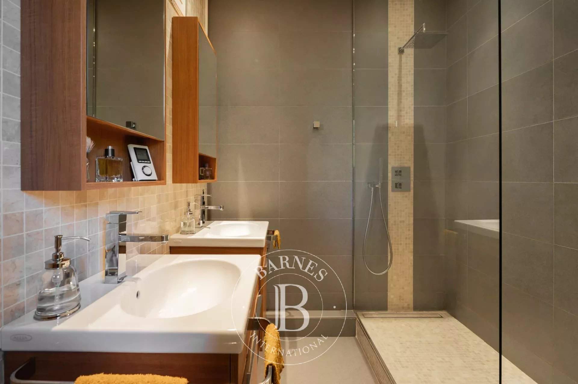 Paris  - Apartment 2 Bedrooms - picture 11