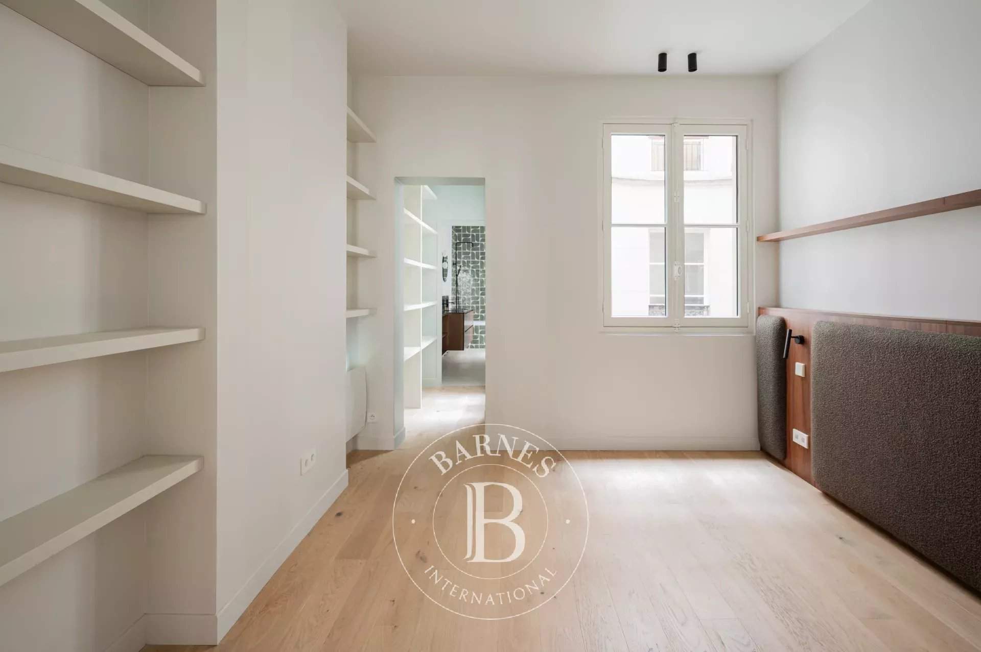 Paris  - Appartement 6 Pi&egrave;ces 4 Chambres - picture 12