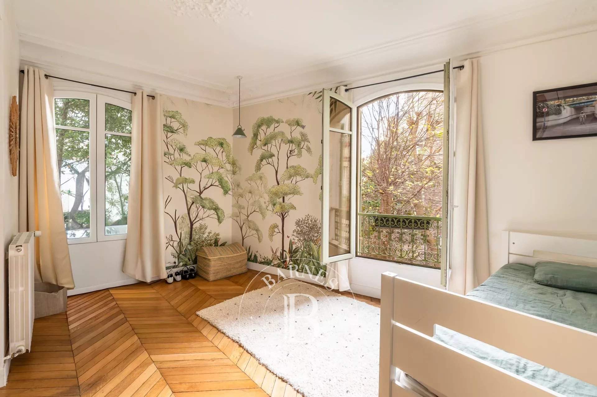 Paris  - Maison 7 Pi&egrave;ces 5 Chambres - picture 16