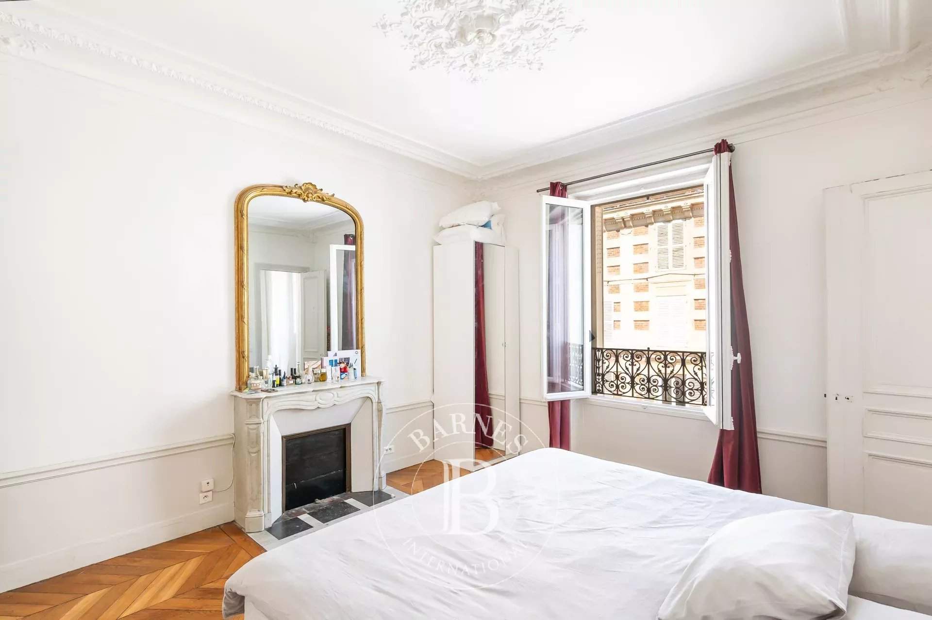 Paris  - Apartment 3 Bedrooms - picture 8