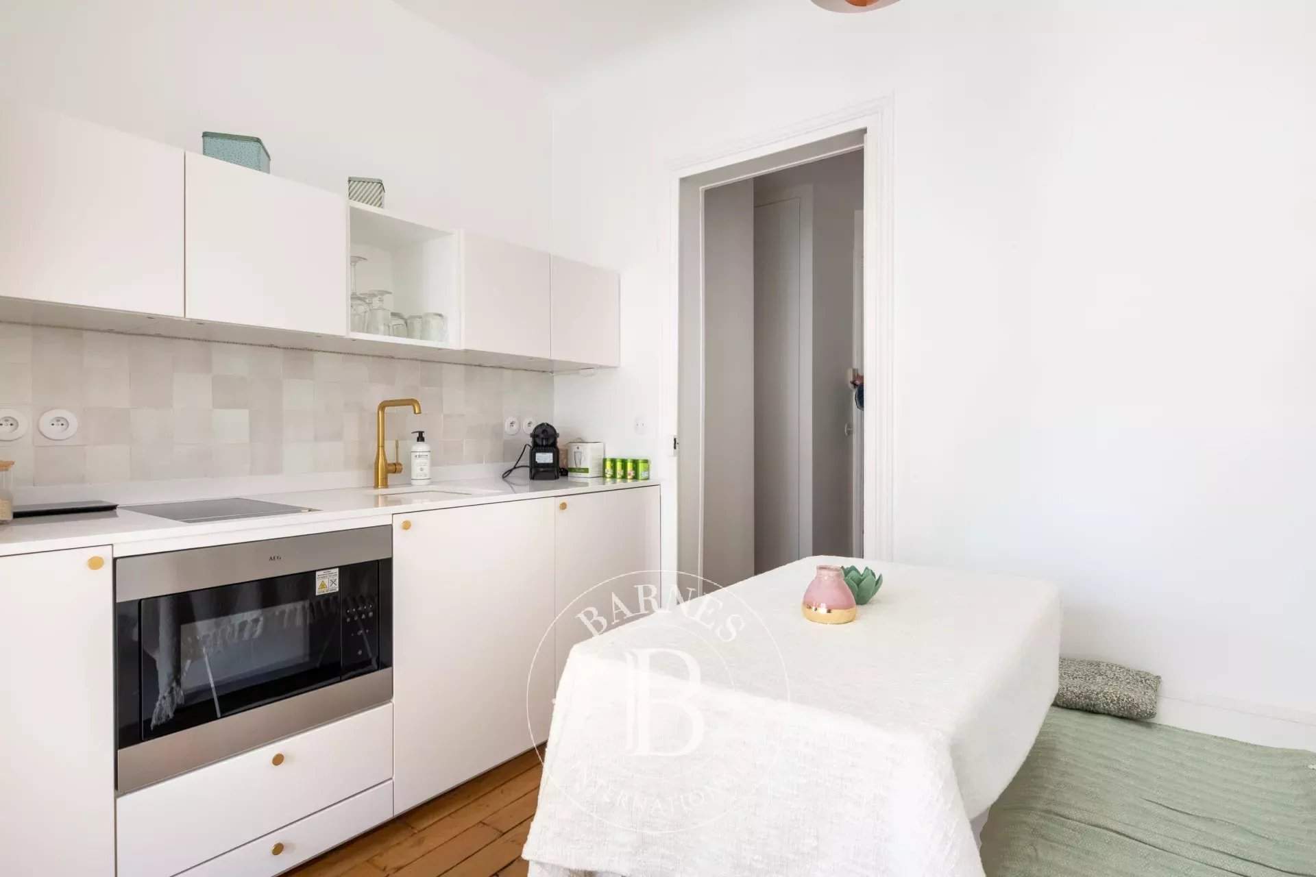 Paris  - Apartment  - picture 12