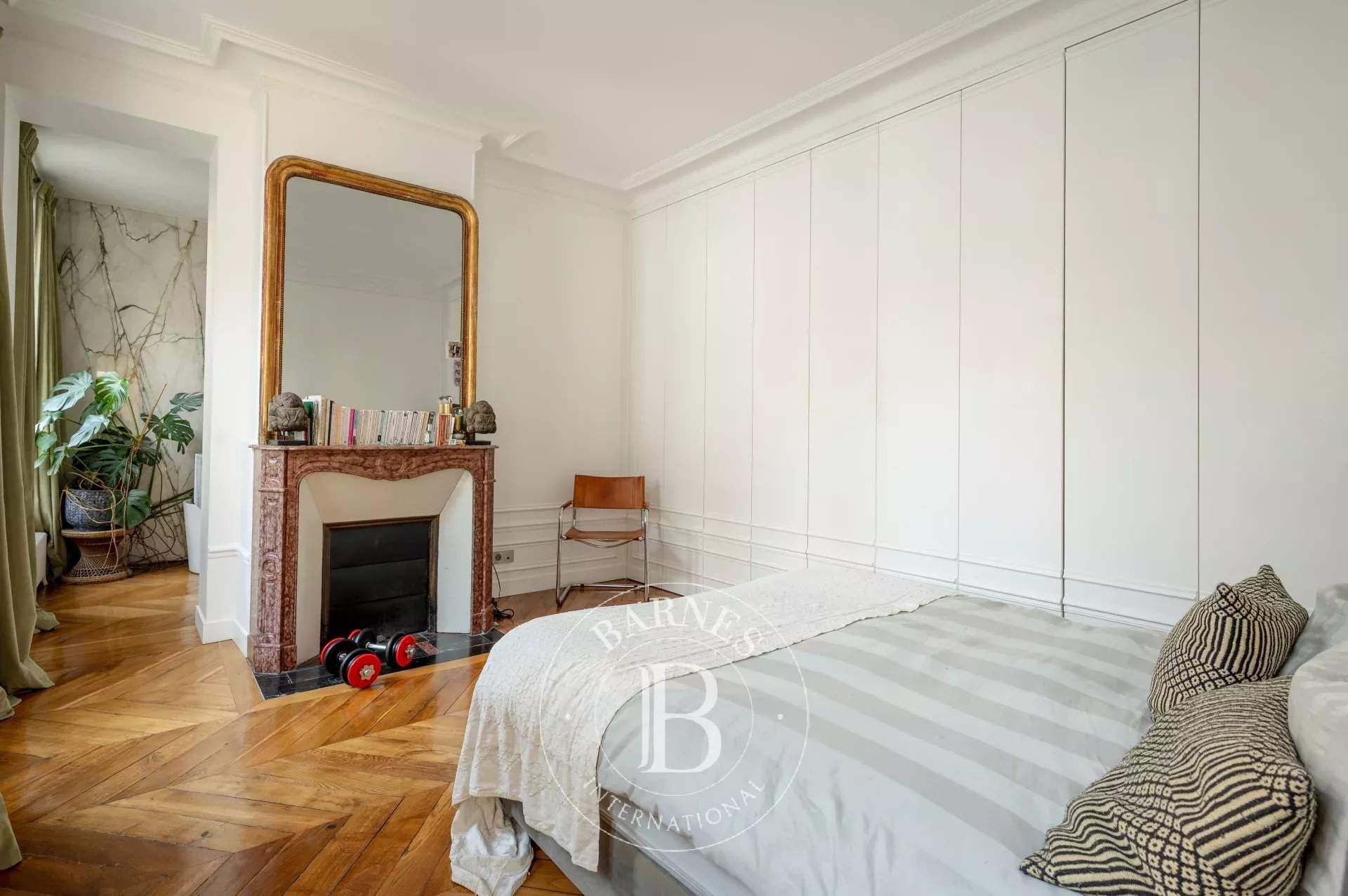 Paris  - Apartment 2 Bedrooms - picture 8