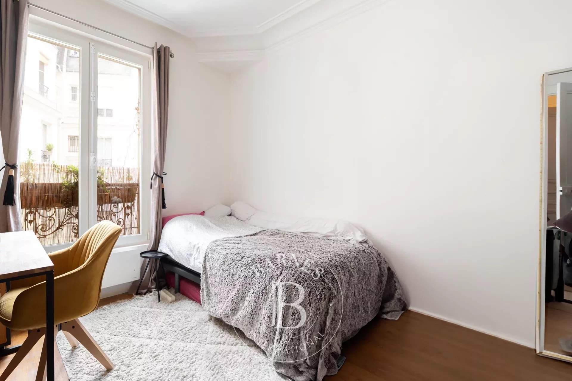 Paris  - Appartement 4 Pièces 2 Chambres - picture 4