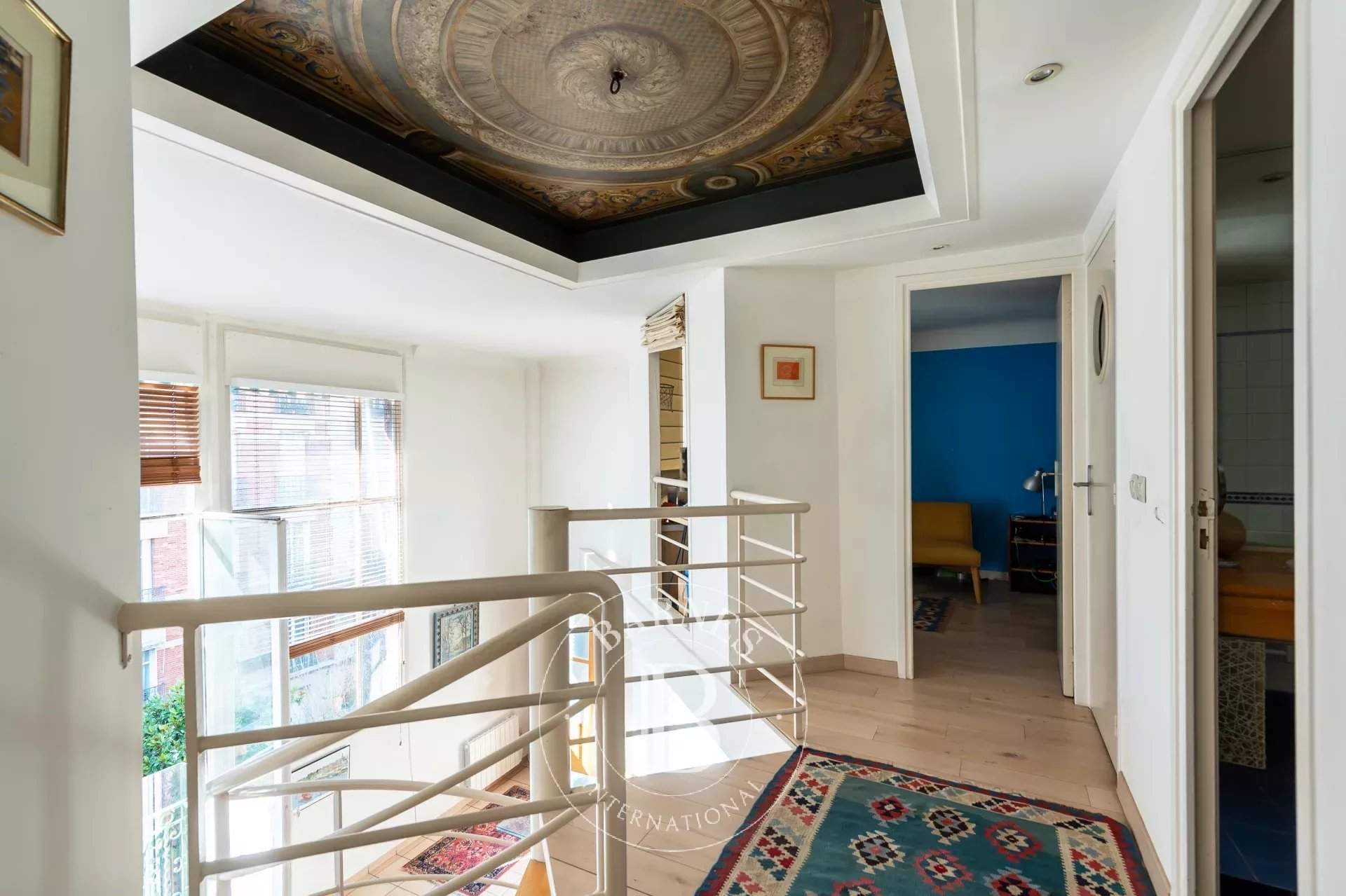 Paris  - Apartment 3 Bedrooms - picture 16
