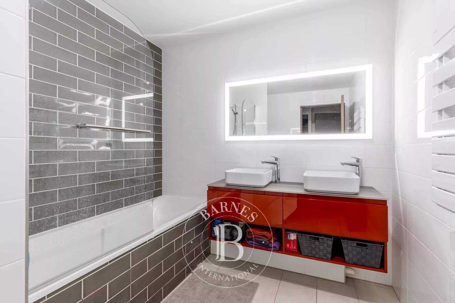 Paris  - Appartement 4 Pi&egrave;ces 3 Chambres - picture 10