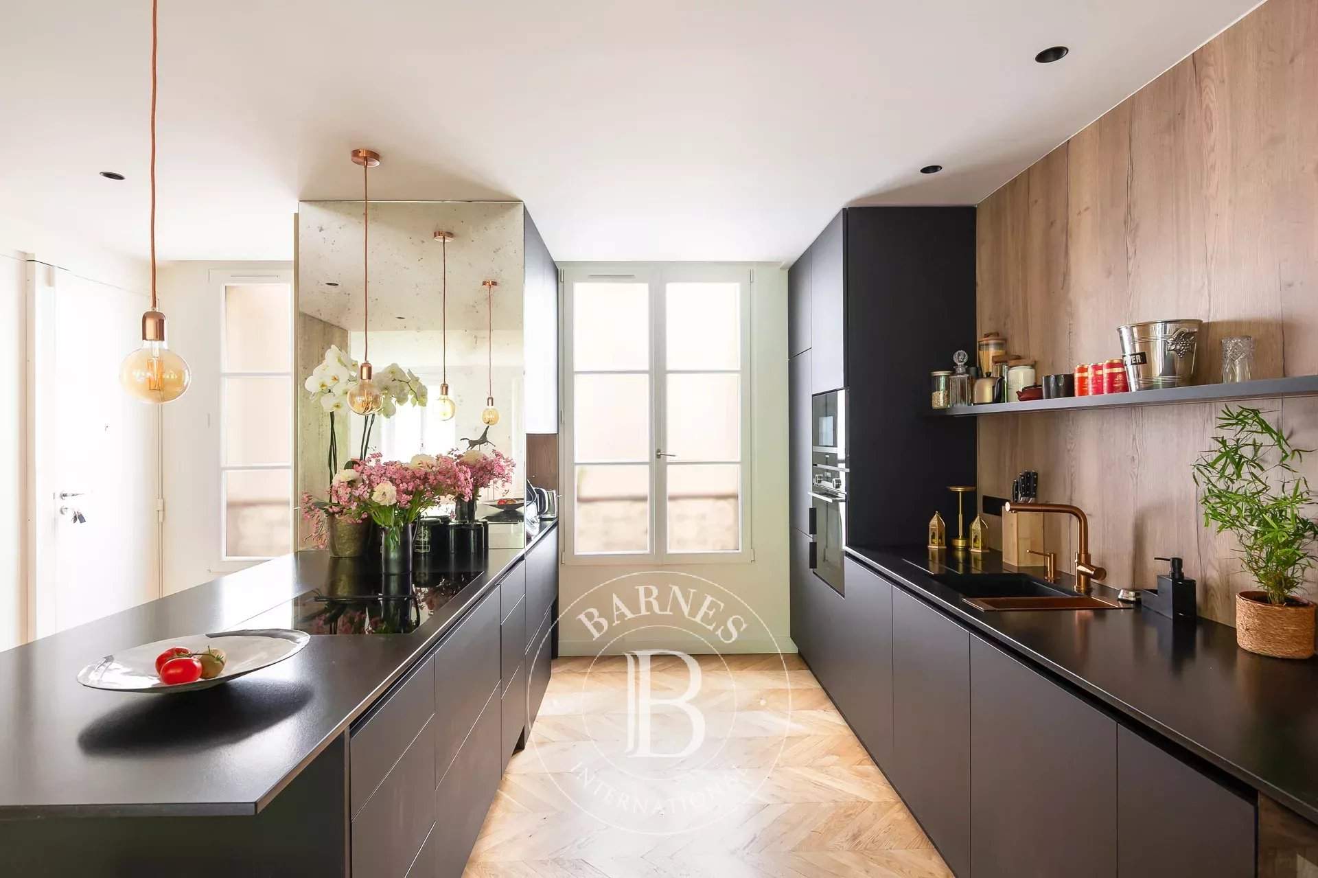 Paris  - Apartment 3 Bedrooms - picture 8