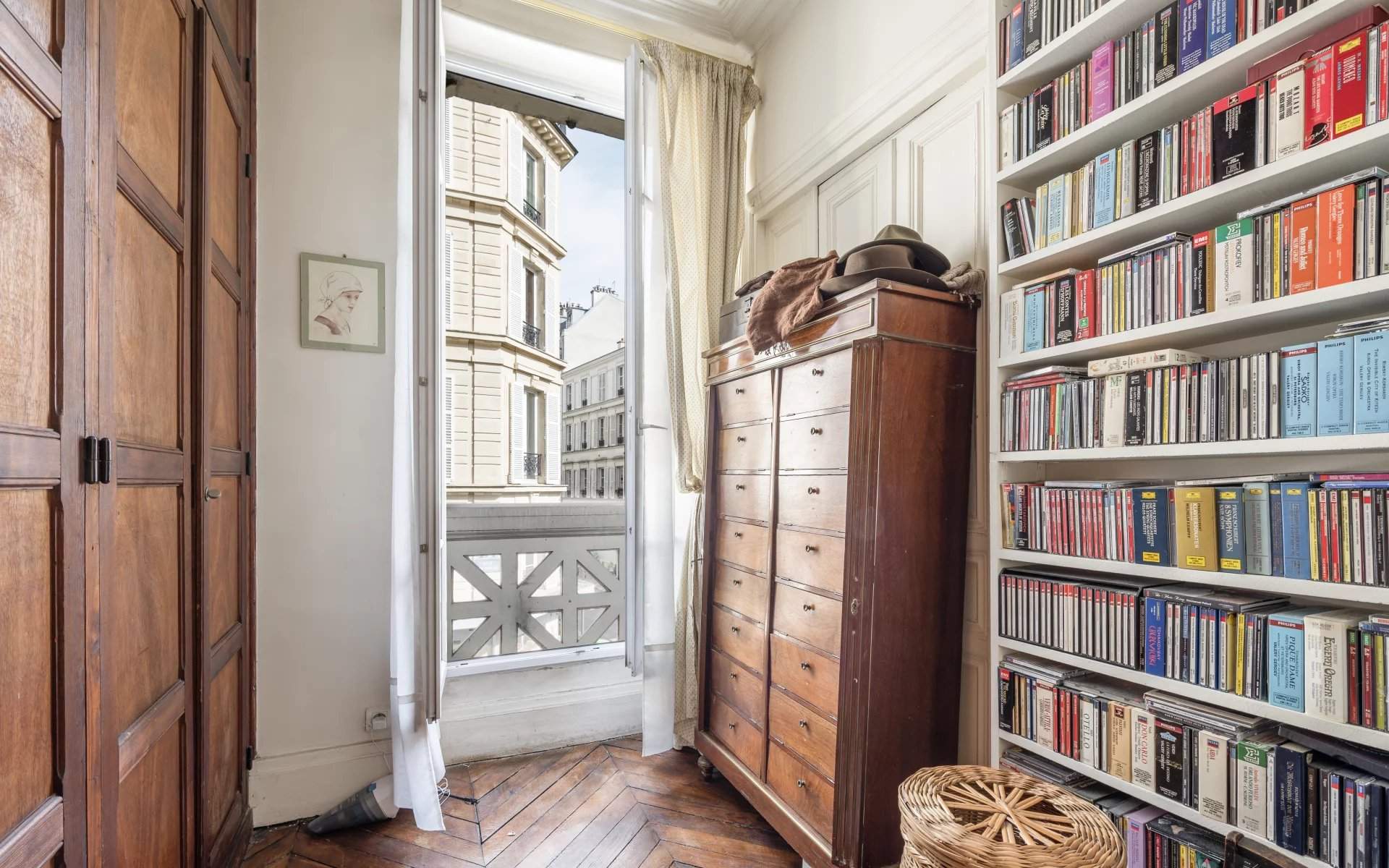 Paris  - Apartment 4 Bedrooms - picture 9