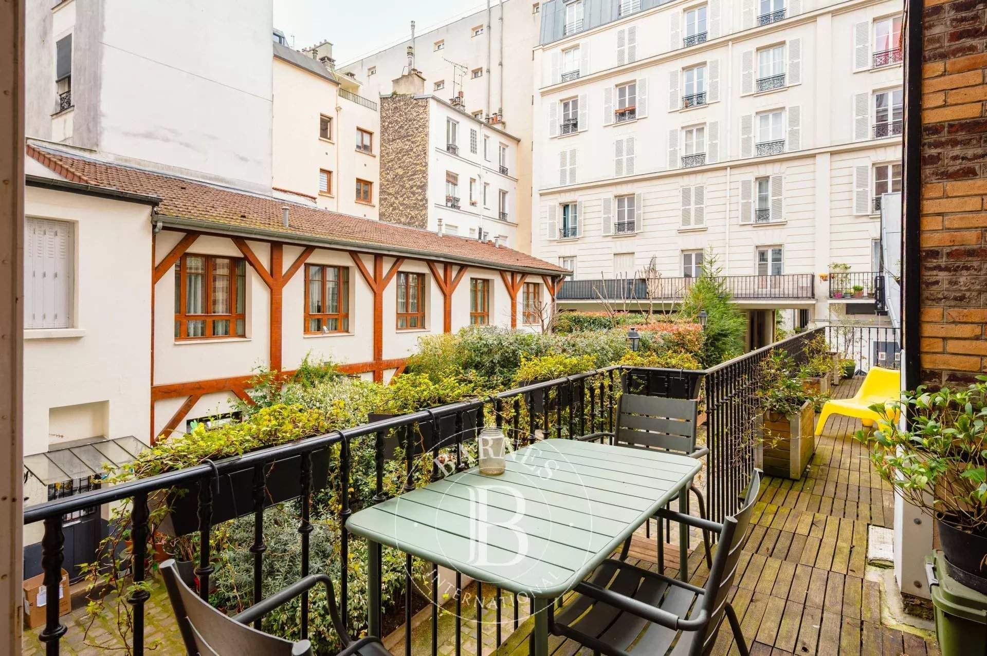 Paris  - Appartement 4 Pi&egrave;ces 3 Chambres - picture 11