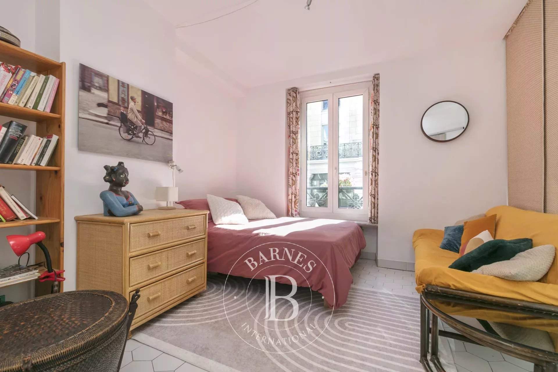Paris  - Apartment 4 Bedrooms - picture 4