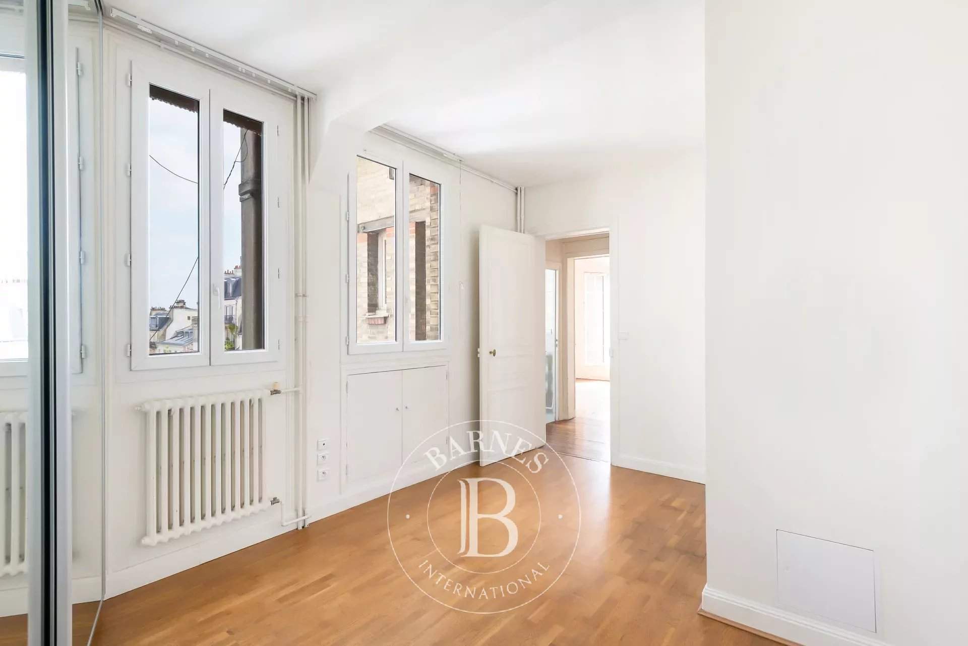 Paris  - Apartment 2 Bedrooms - picture 17