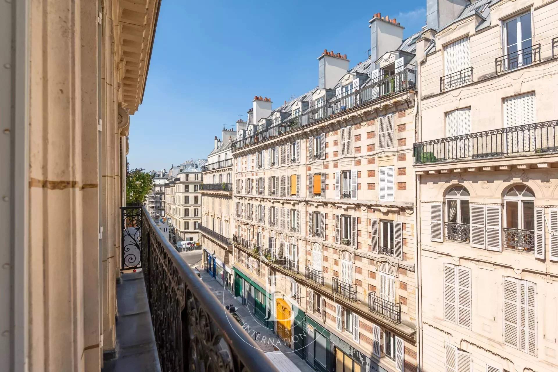 Paris  - Apartment 3 Bedrooms - picture 18