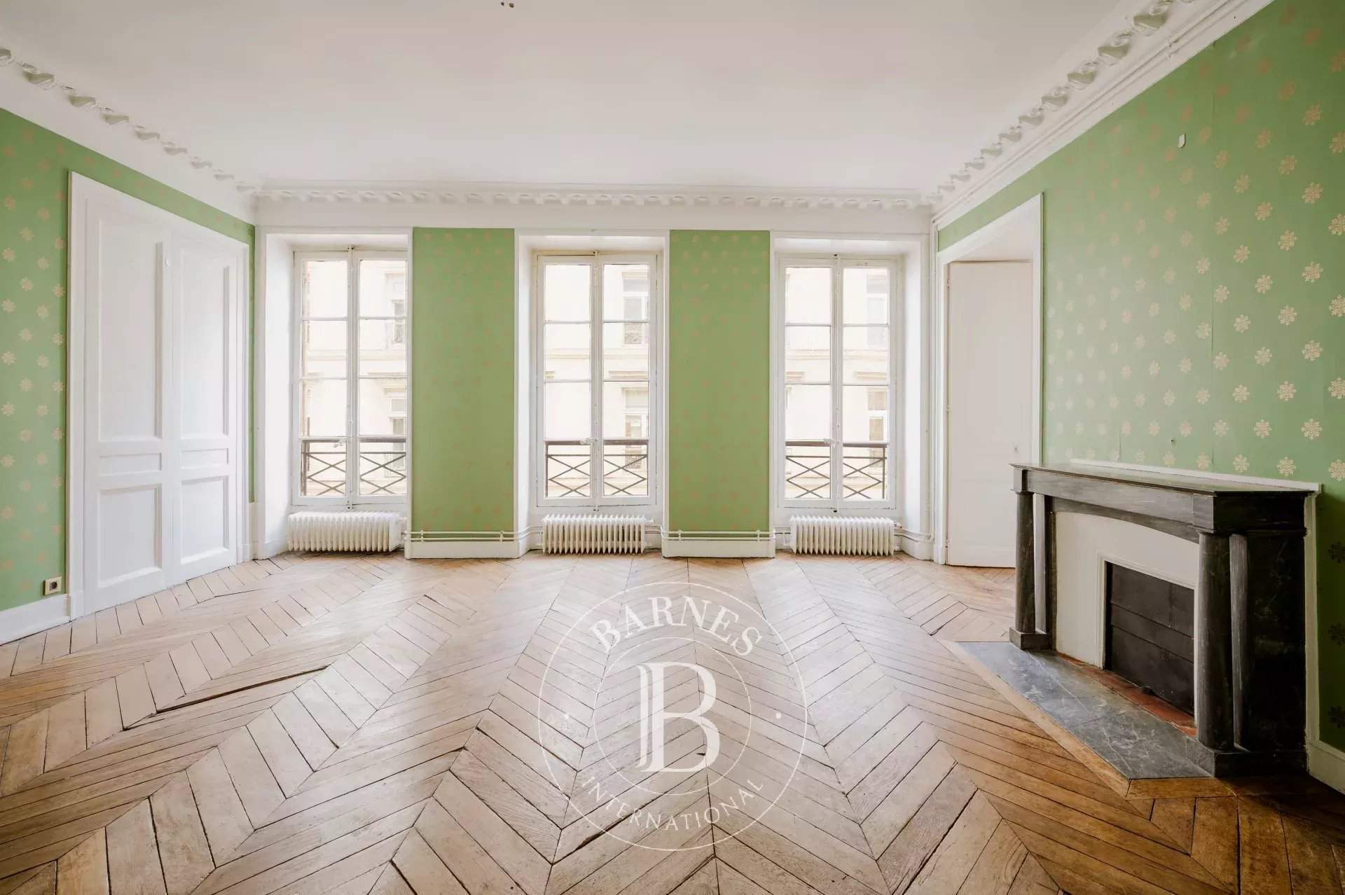 Paris  - Apartment 2 Bedrooms - picture 13