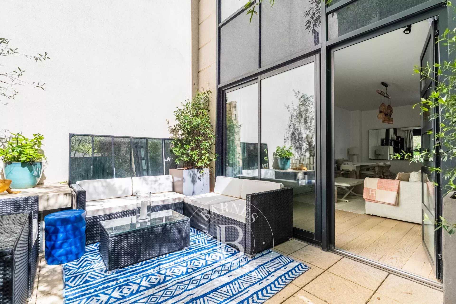 Levallois-Perret  - Duplex 4 Pièces 2 Chambres