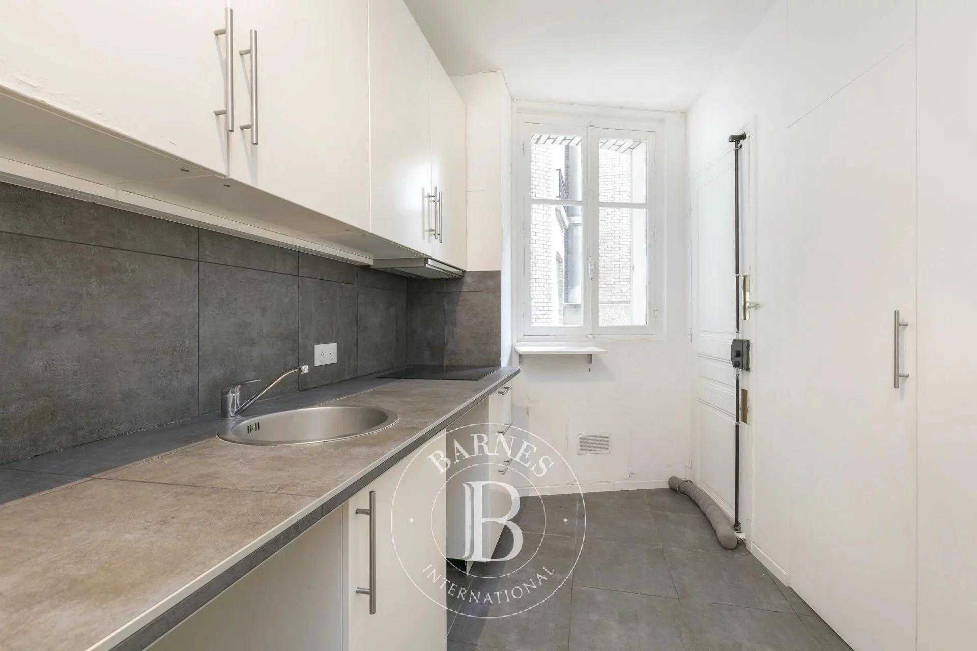 Neuilly-sur-Seine  - Apartment 2 Bedrooms