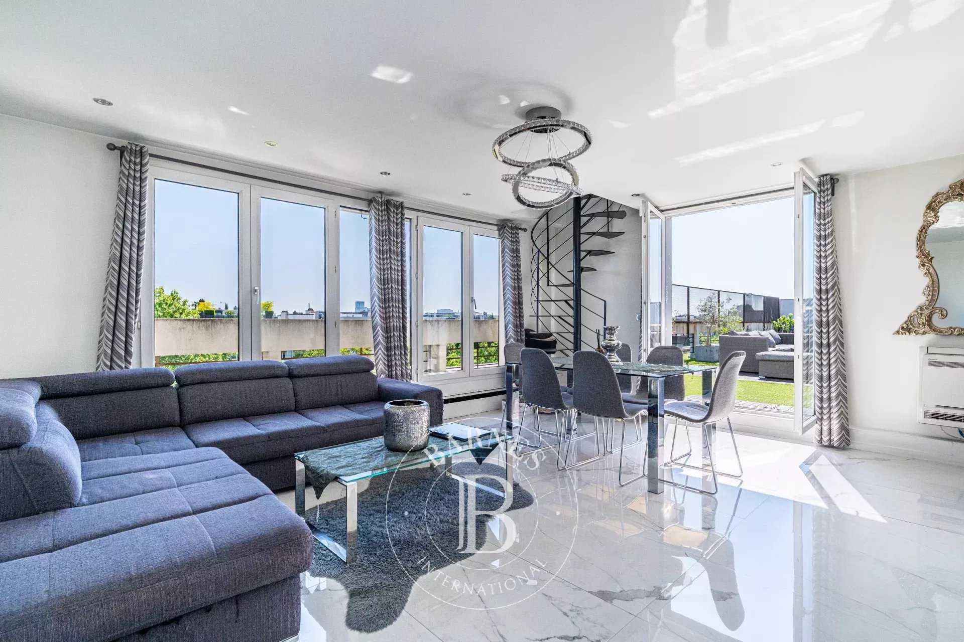 Neuilly-sur-Seine  - Appartement 4 Pièces