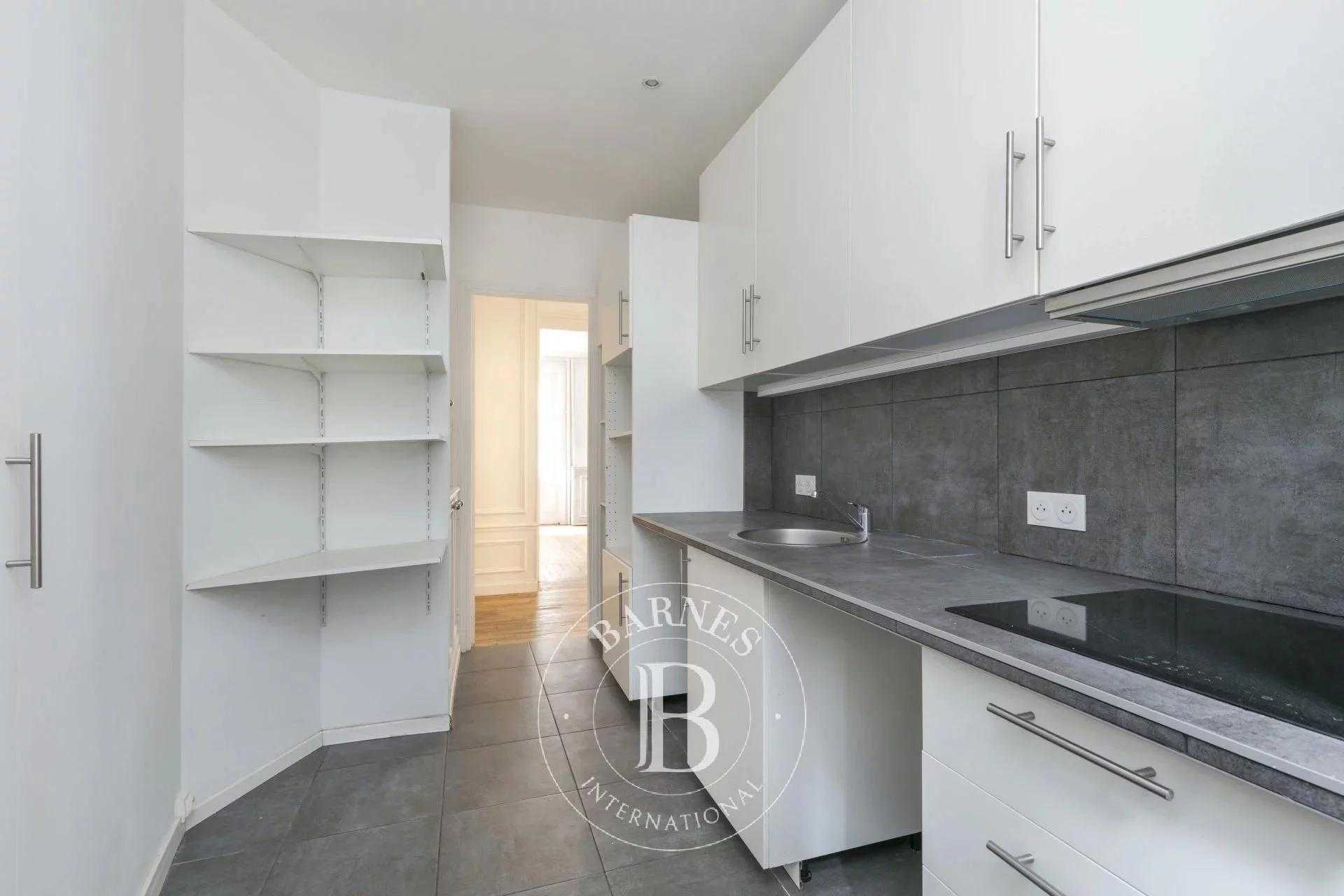 Neuilly-sur-Seine  - Apartment 2 Bedrooms