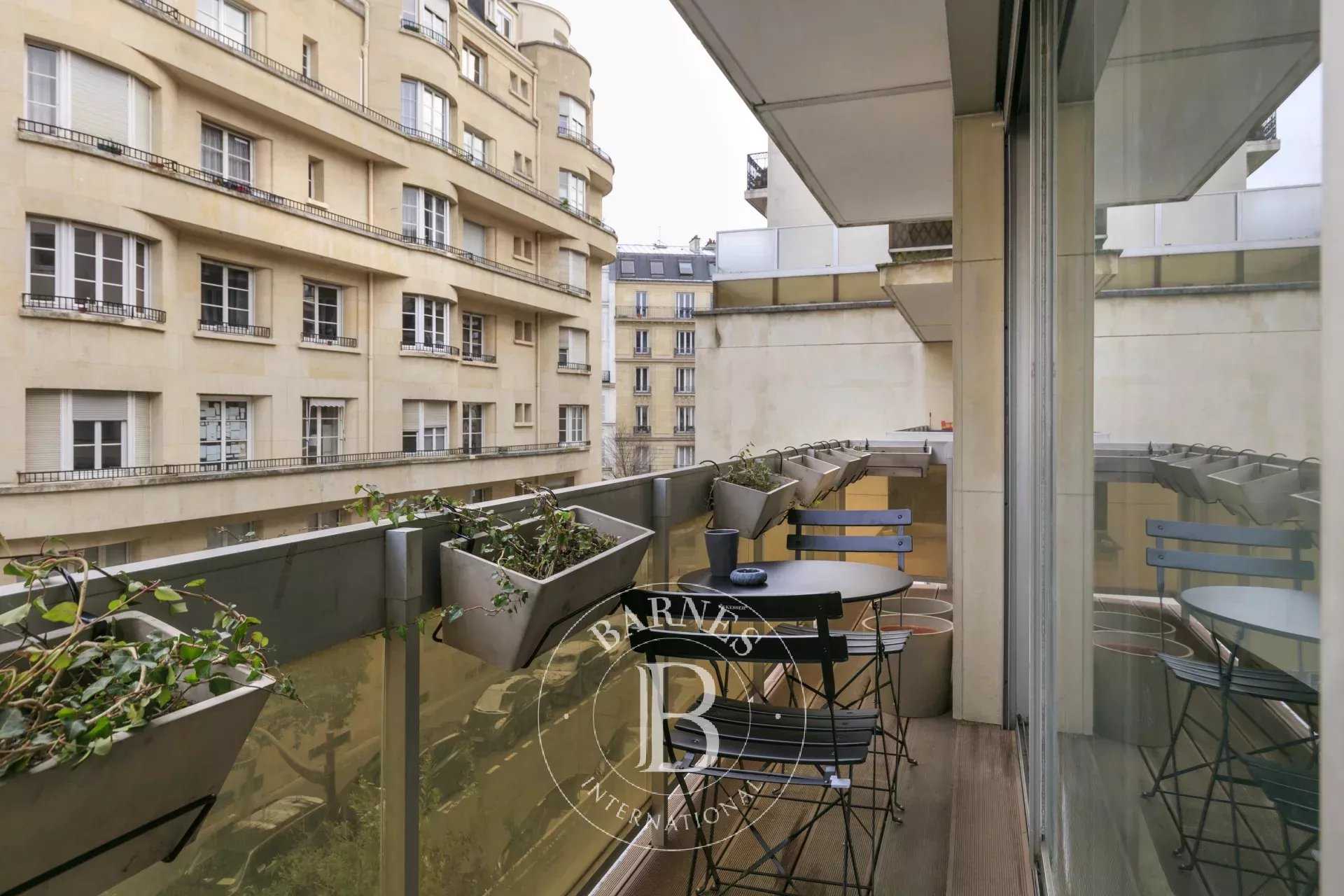 Neuilly-sur-Seine  - Apartment 2 Bedrooms
