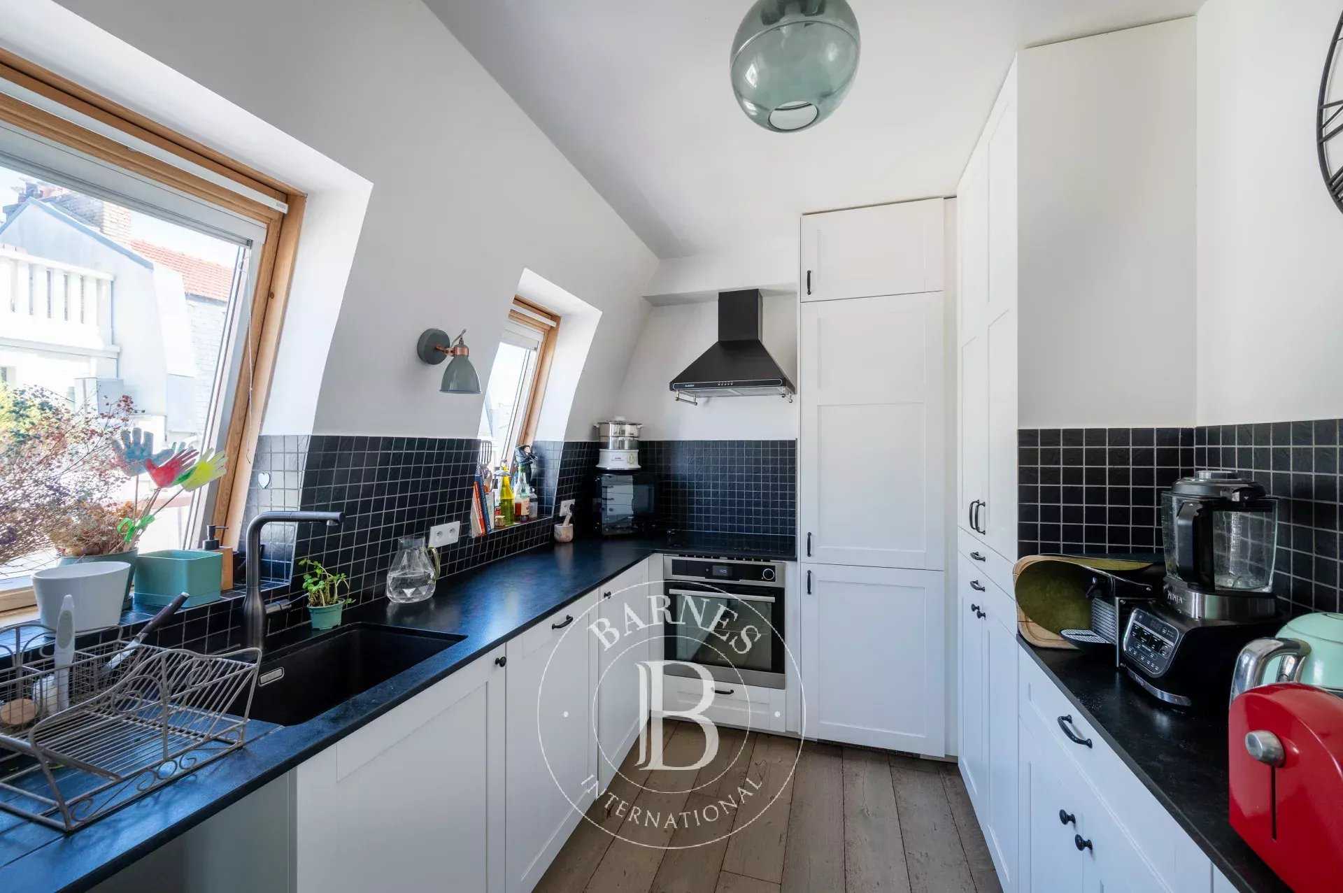 Levallois-Perret  - Appartement 3 Pièces 2 Chambres
