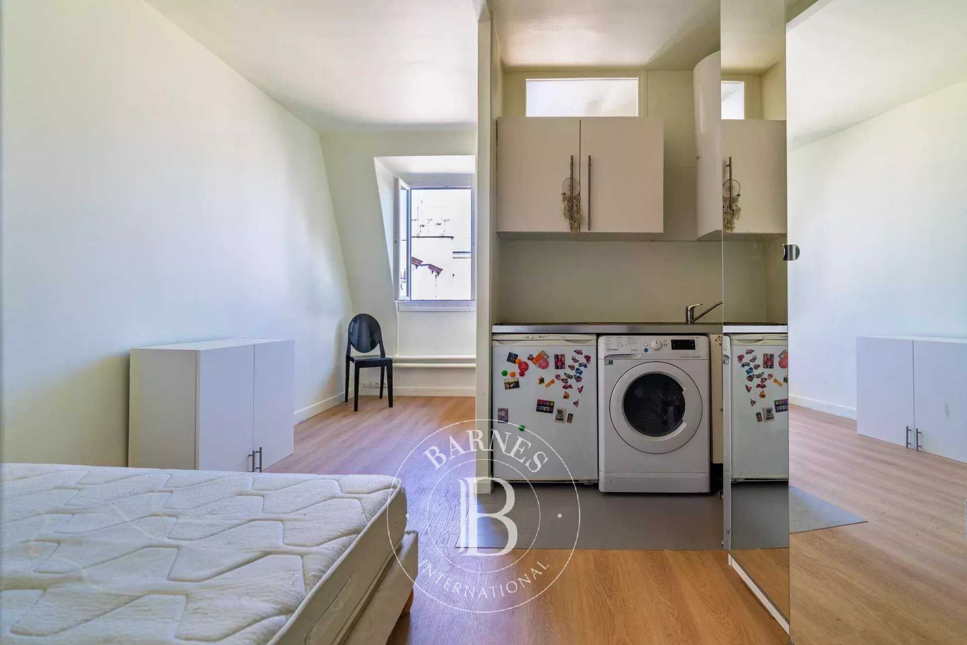 Neuilly-sur-Seine  - Apartment 