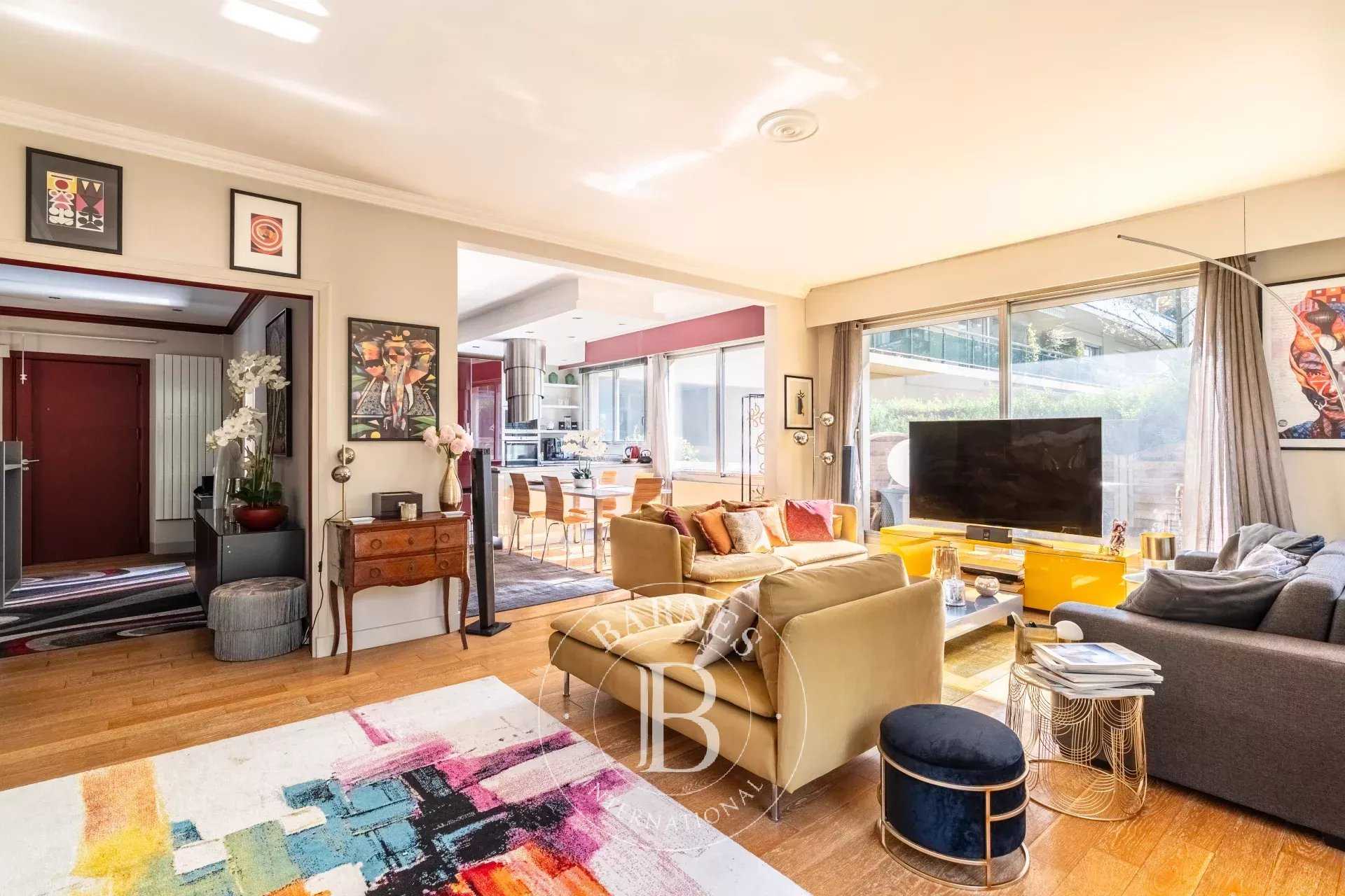 Neuilly-sur-Seine  - Appartement 4 Pièces 2 Chambres