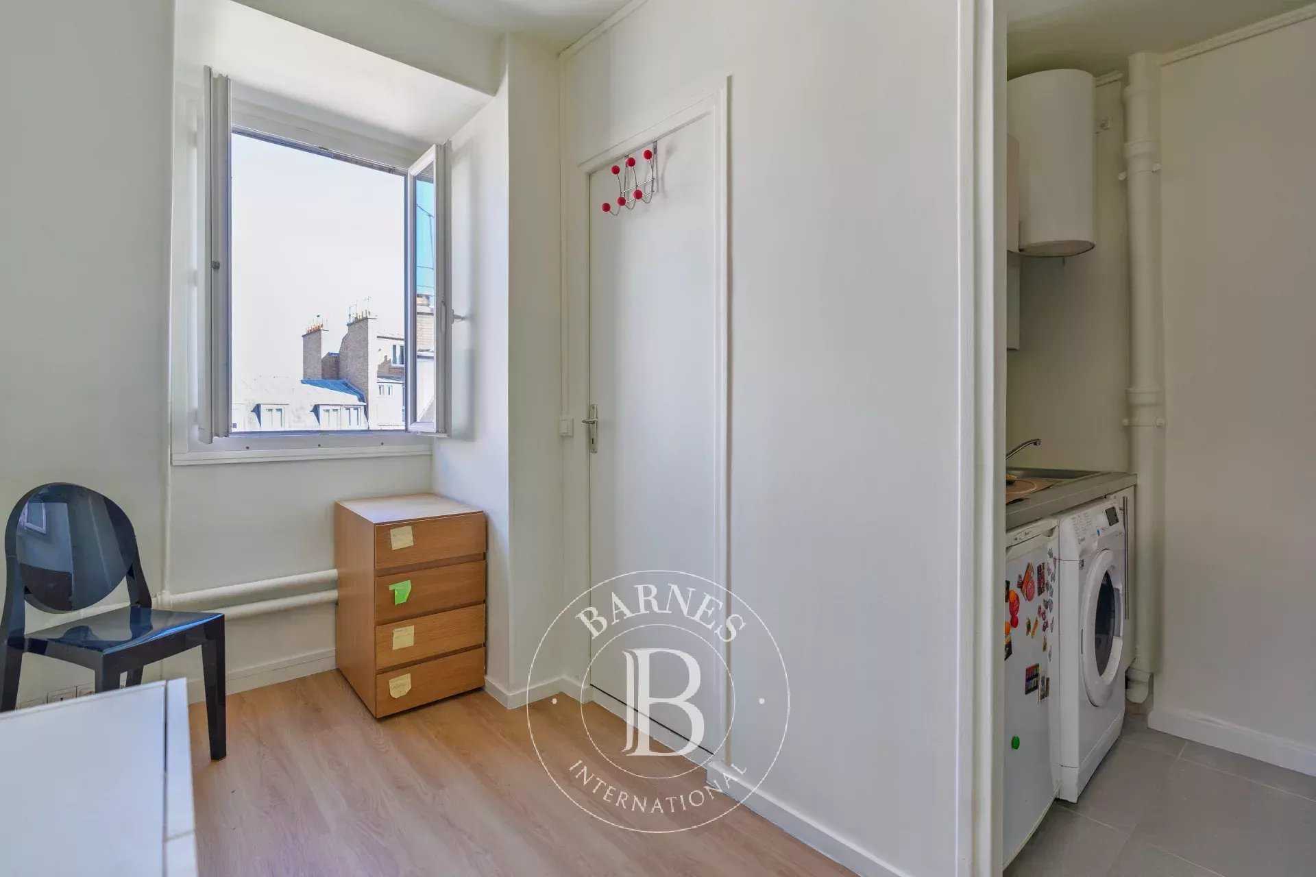 Neuilly-sur-Seine  - Apartment 