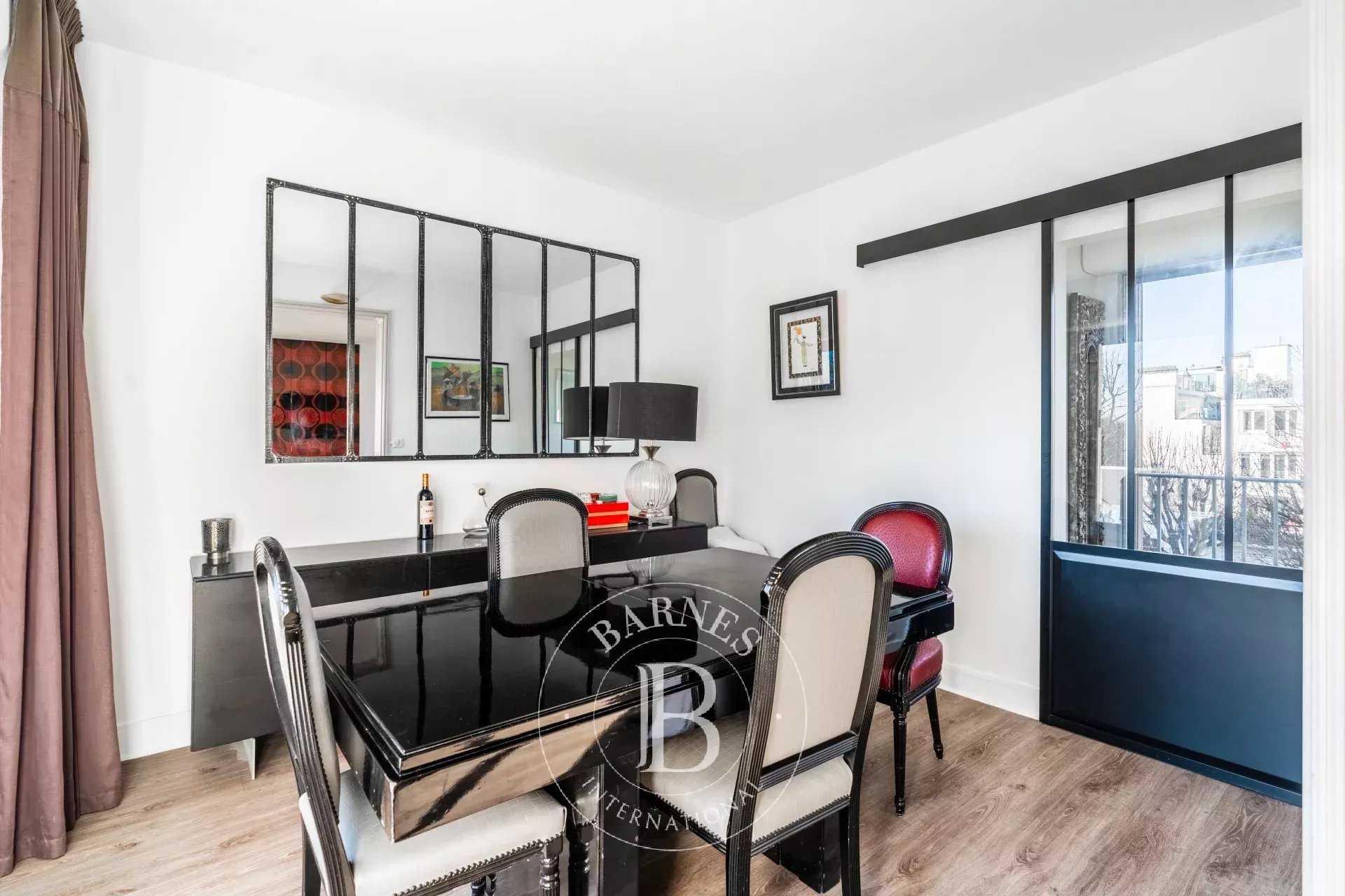 Neuilly-sur-Seine  - Apartment 2 Bedrooms