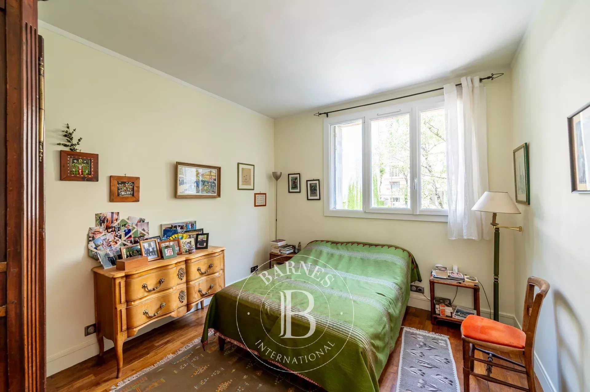 Neuilly-sur-Seine  - Appartement 4 Pièces 2 Chambres