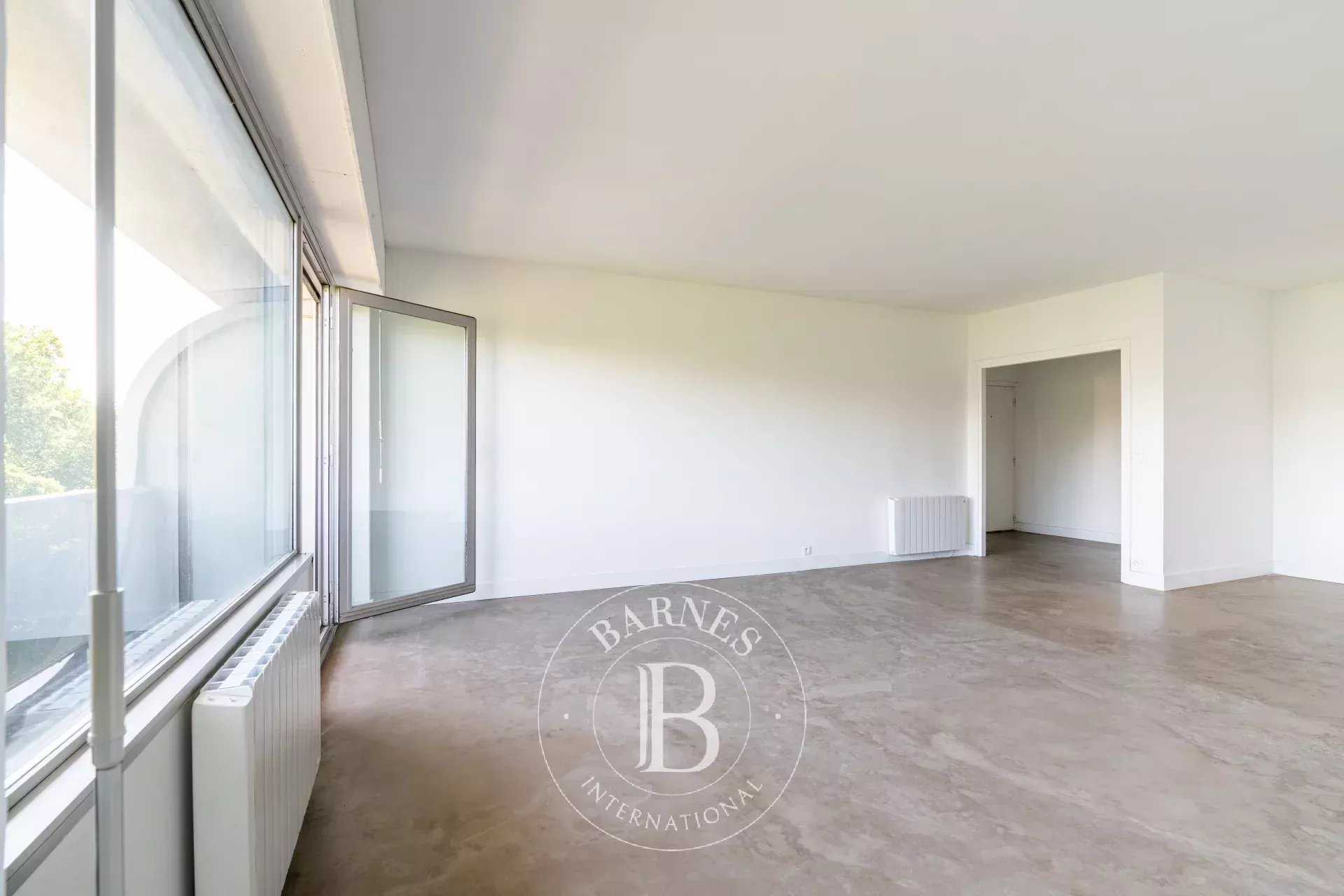 Neuilly-sur-Seine  - Apartment 2 Bedrooms