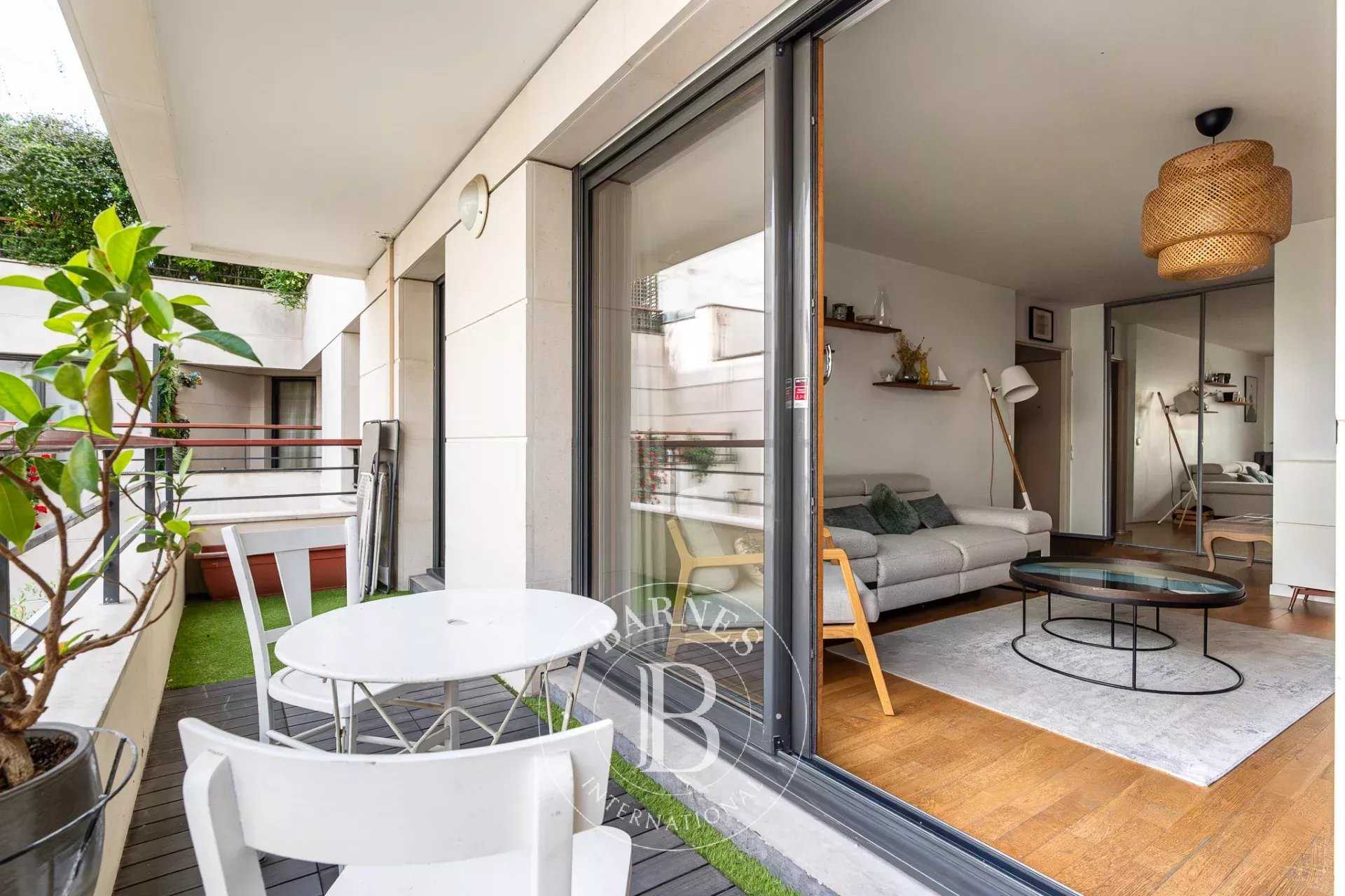 Levallois-Perret  - Appartement 3 Pi&egrave;ces 2 Chambres
