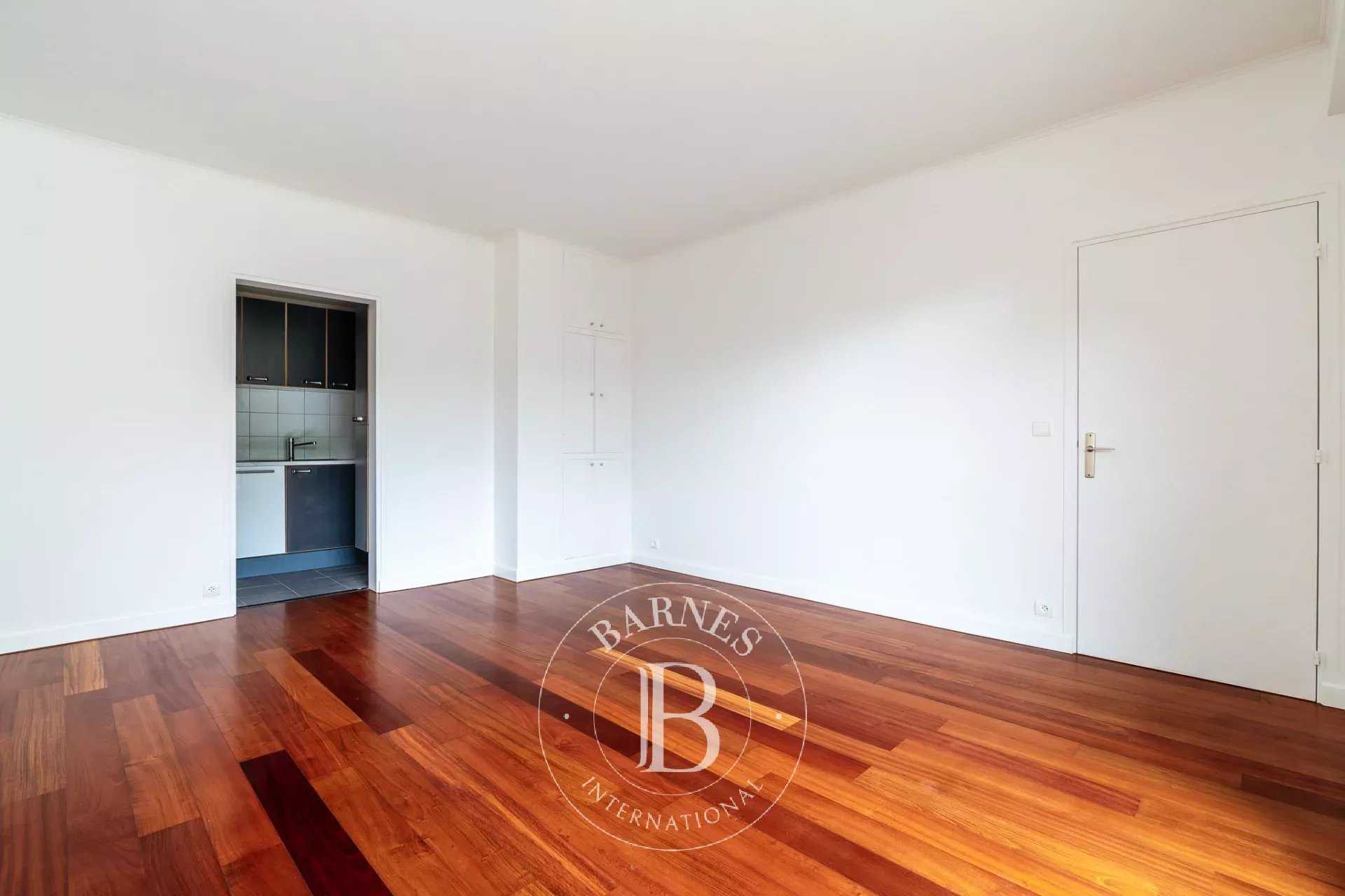 Neuilly-sur-Seine  - Piso 2 Cuartos, 1 Habitacion