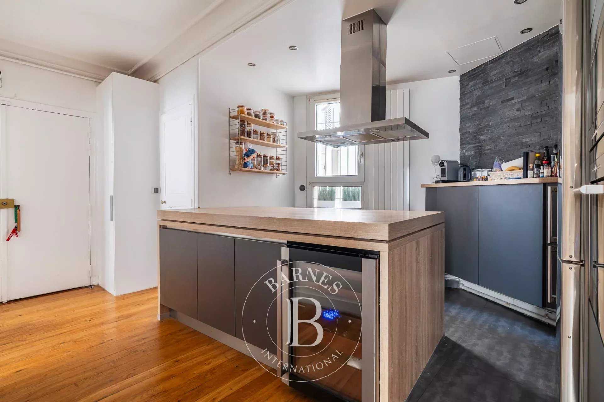 Levallois-Perret  - Appartement 3 Pièces 2 Chambres