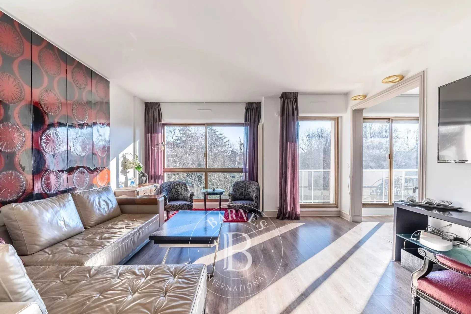 Neuilly-sur-Seine  - Appartement 