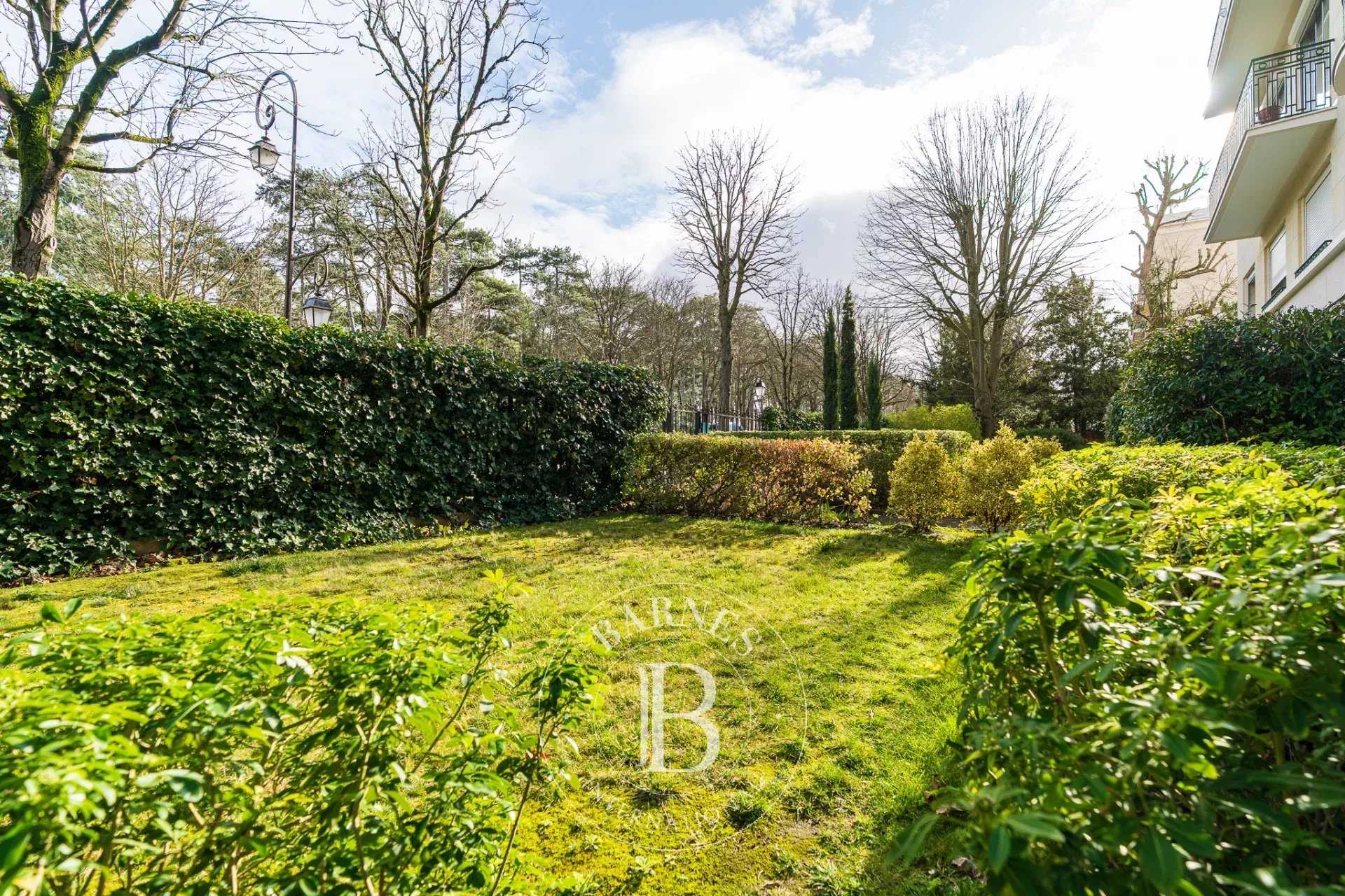 Neuilly-sur-Seine  - Appartement 2 Pi&egrave;ces, 1 Chambre