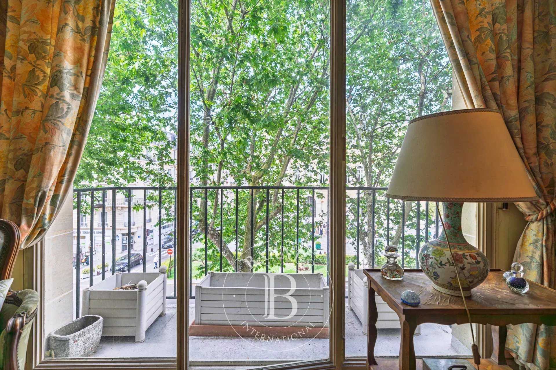 Neuilly-sur-Seine  - Appartement 3 Pi&egrave;ces 2 Chambres