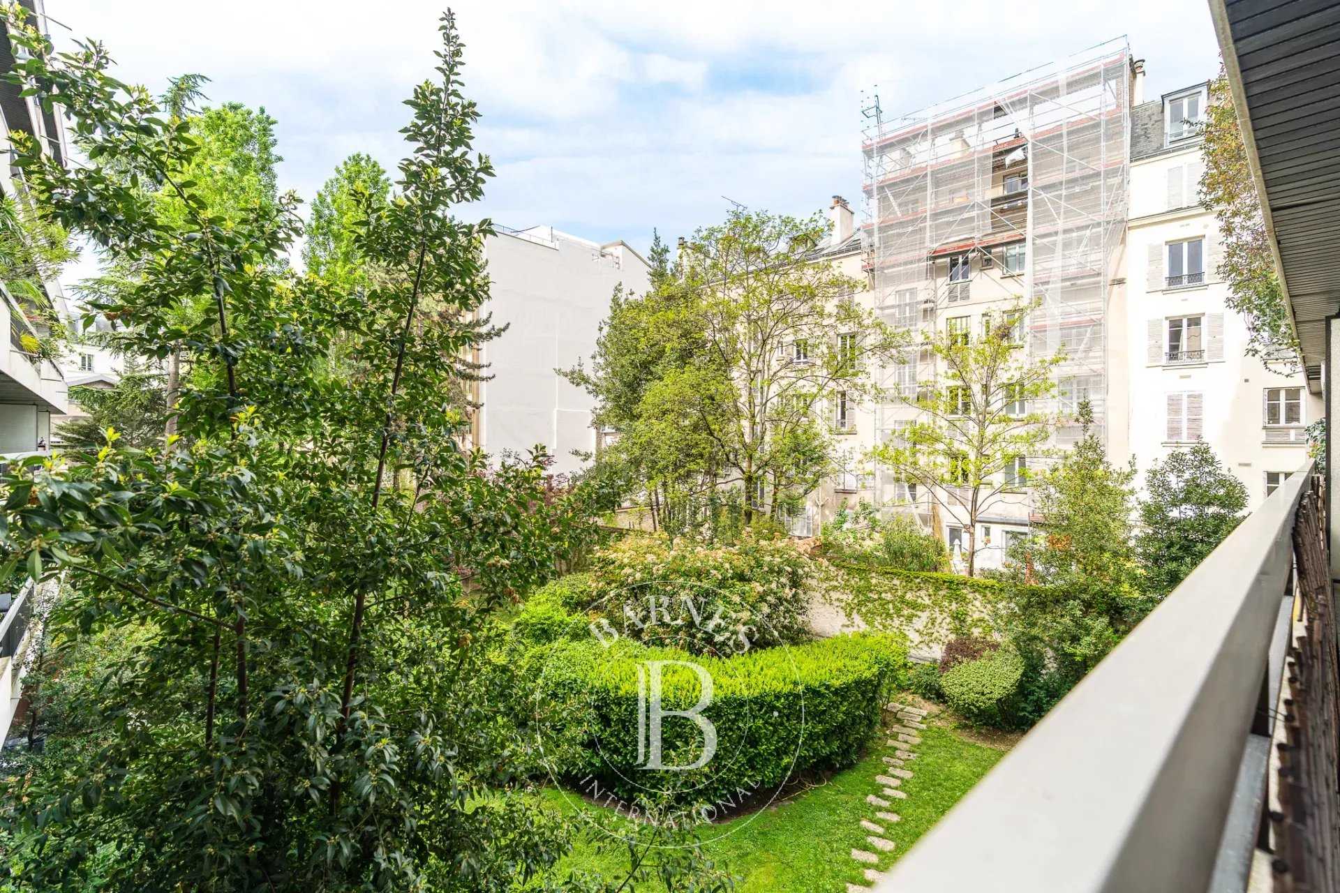 Neuilly-sur-Seine  - Appartement 3 Pi&egrave;ces 2 Chambres