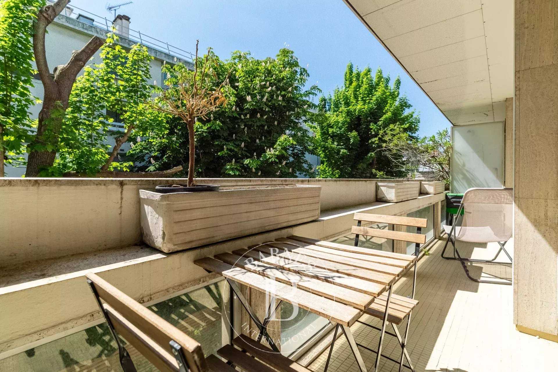 Neuilly-sur-Seine  - Appartement 3 Pièces 2 Chambres