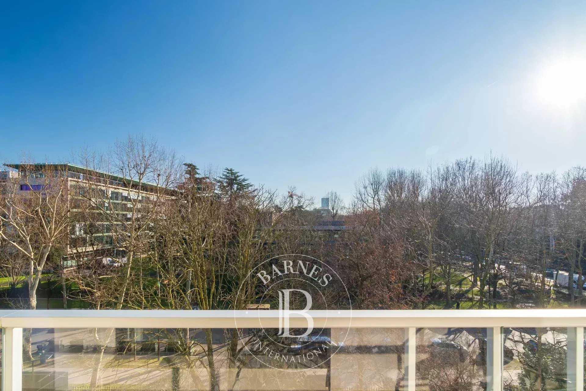 Neuilly-sur-Seine  - Appartement 