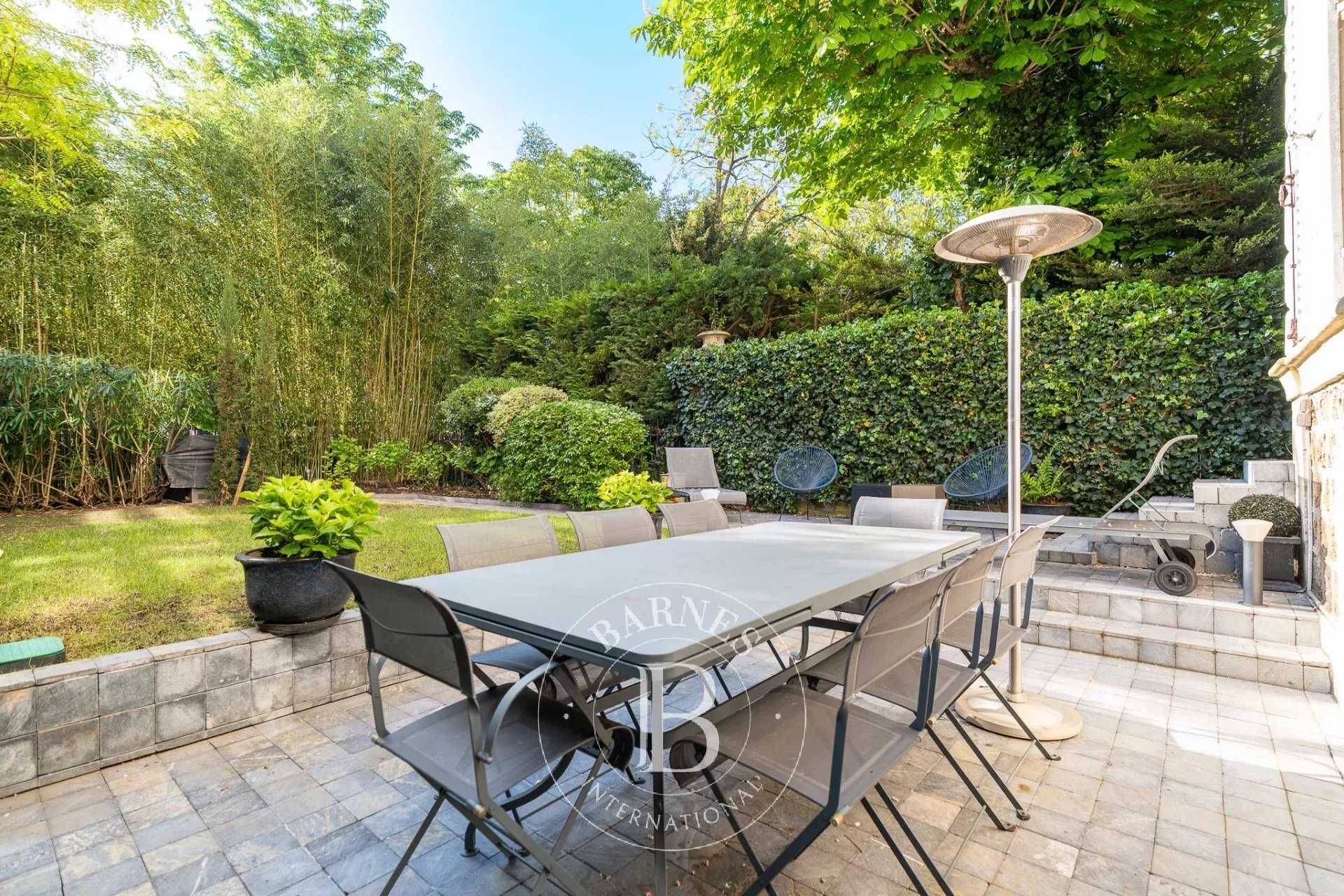 Neuilly-sur-Seine  - Appartement 4 Pi&egrave;ces, 1 Chambre