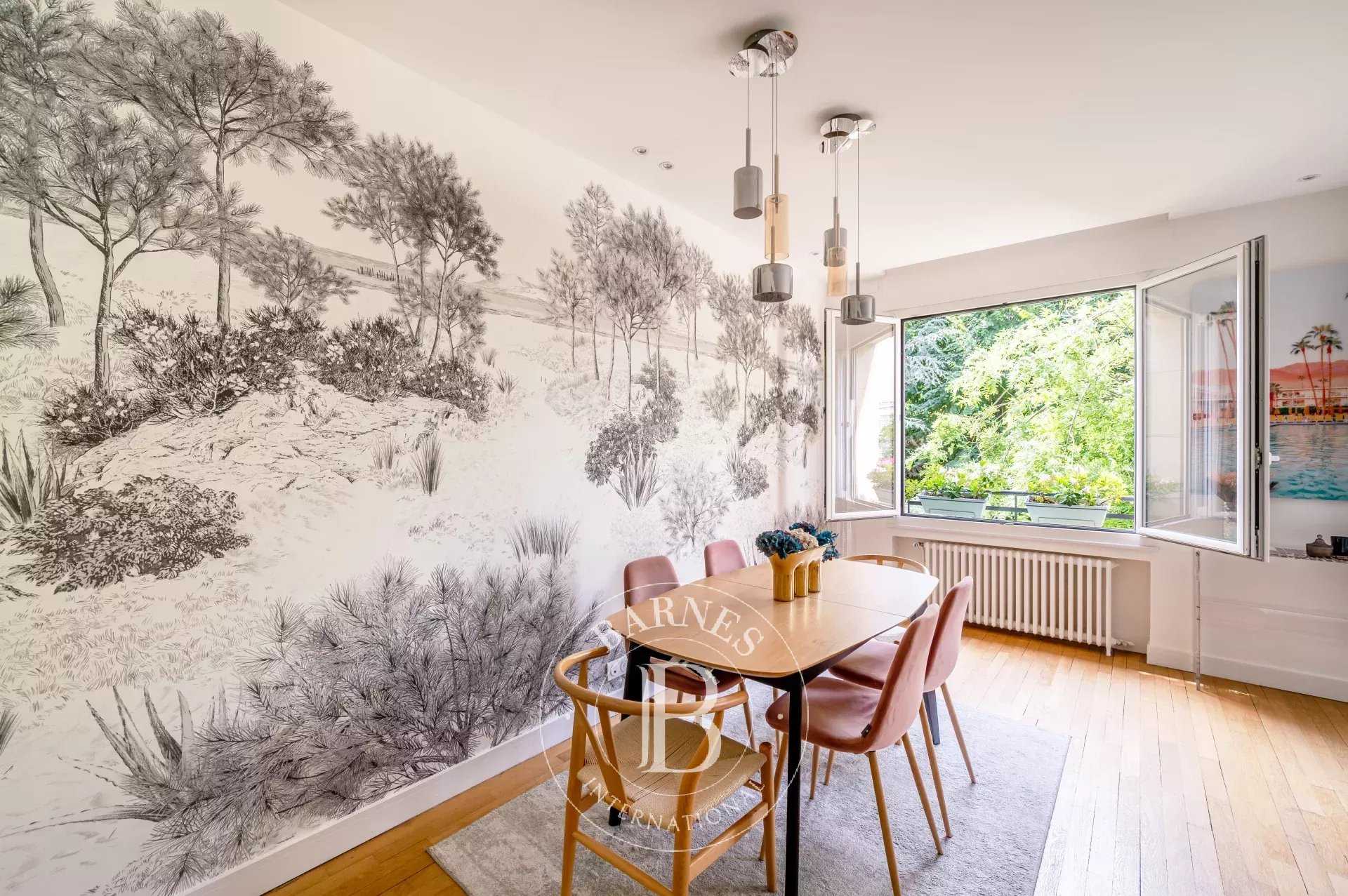 Neuilly-sur-Seine  - Apartment 3 Bedrooms