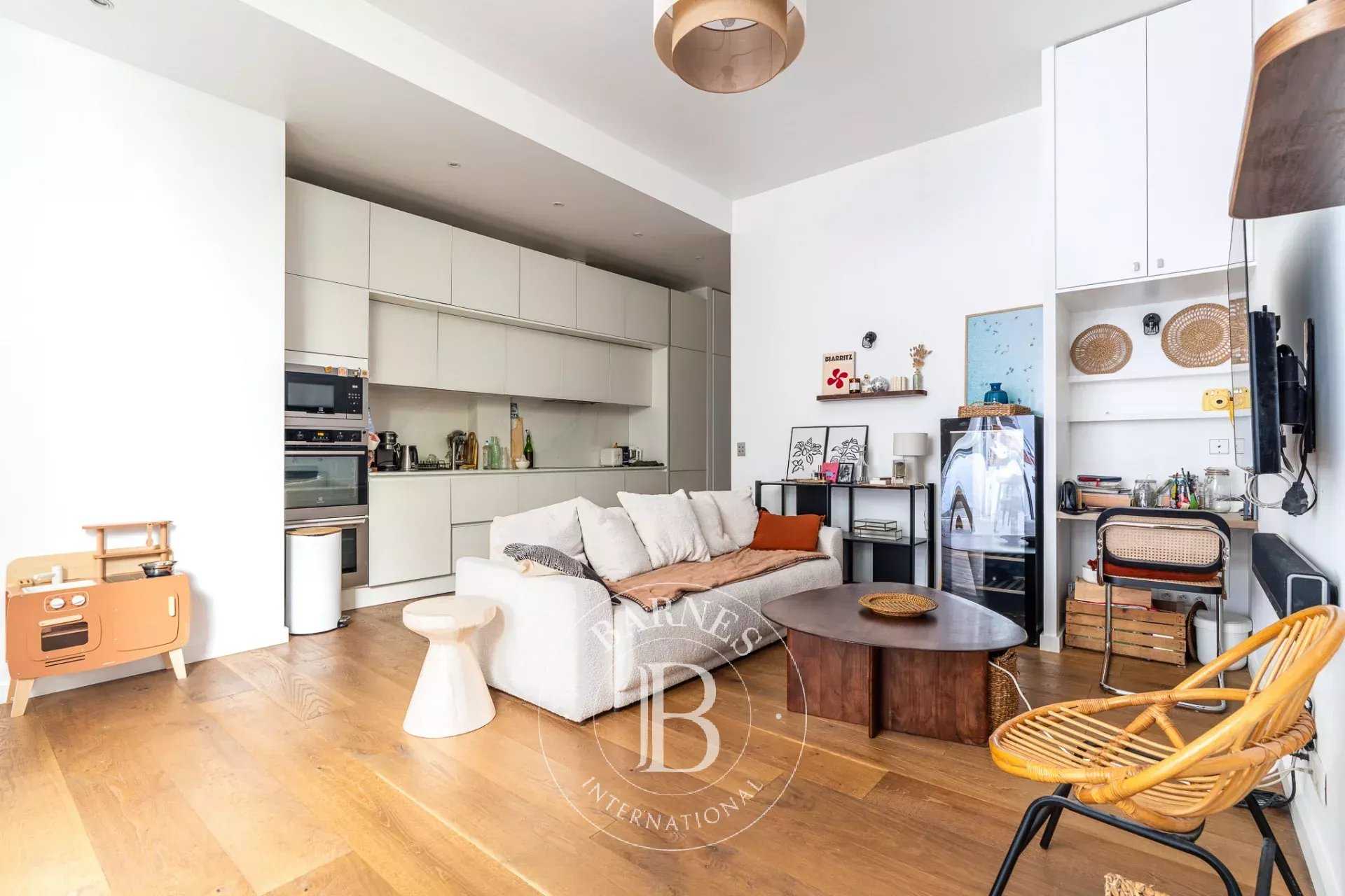 Neuilly-sur-Seine  - Appartement 3 Pi&egrave;ces 2 Chambres