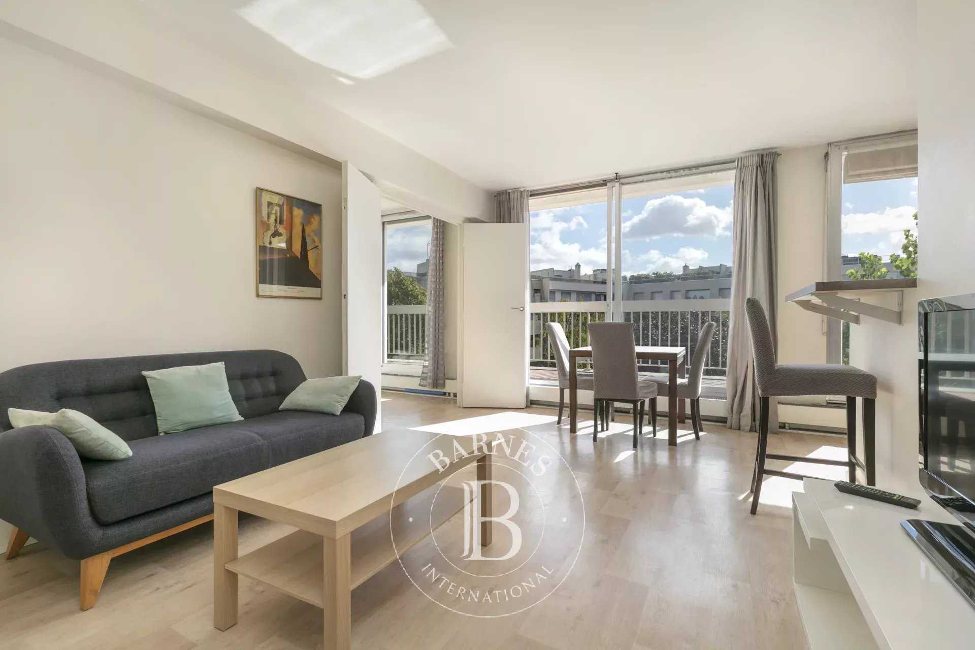 Piso Neuilly-sur-Seine  -  ref 86219168 (picture 1)