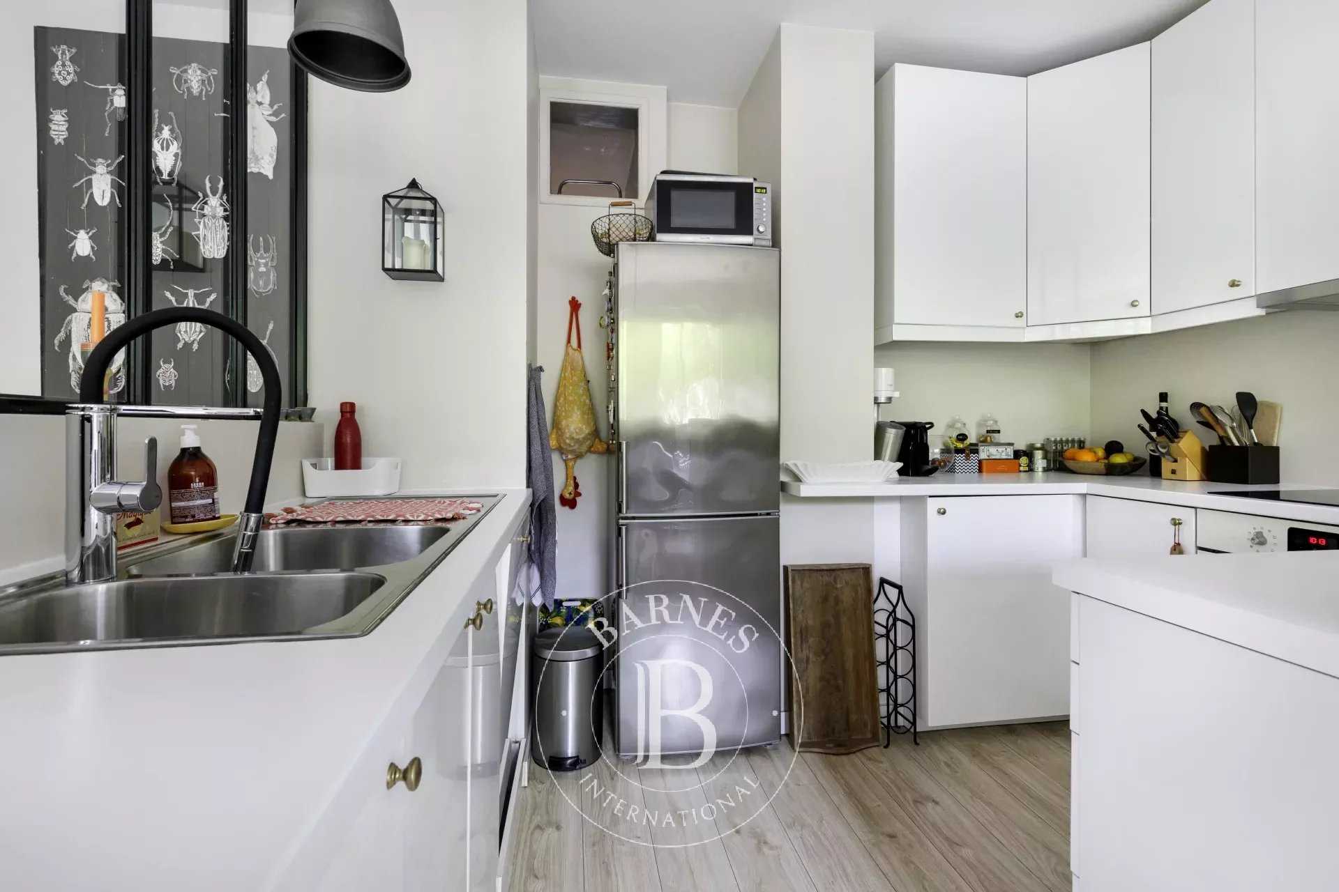 Appartement Neuilly-sur-Seine  -  ref 82527872 (picture 2)