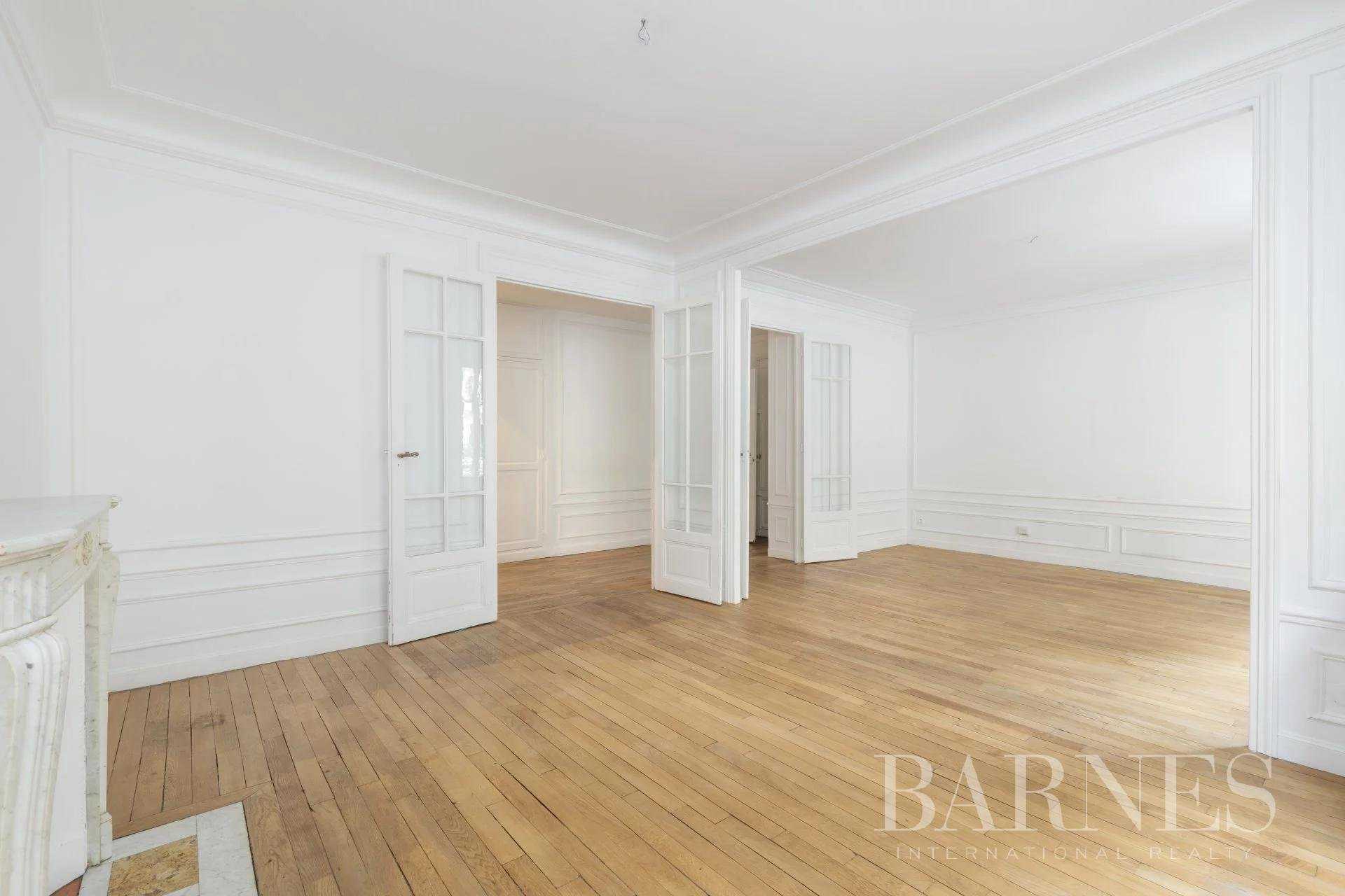 Apartment Neuilly-sur-Seine  -  ref 7152215 (picture 3)