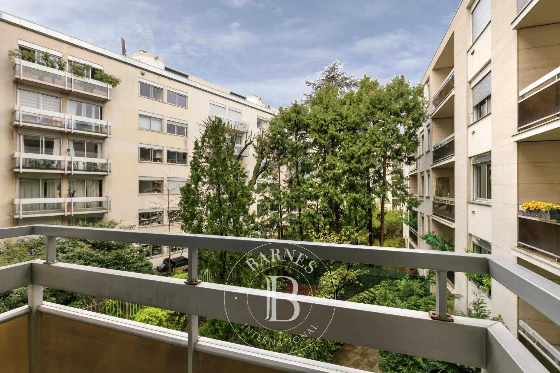 Appartement Neuilly-sur-Seine  -  ref 6252555 (picture 3)