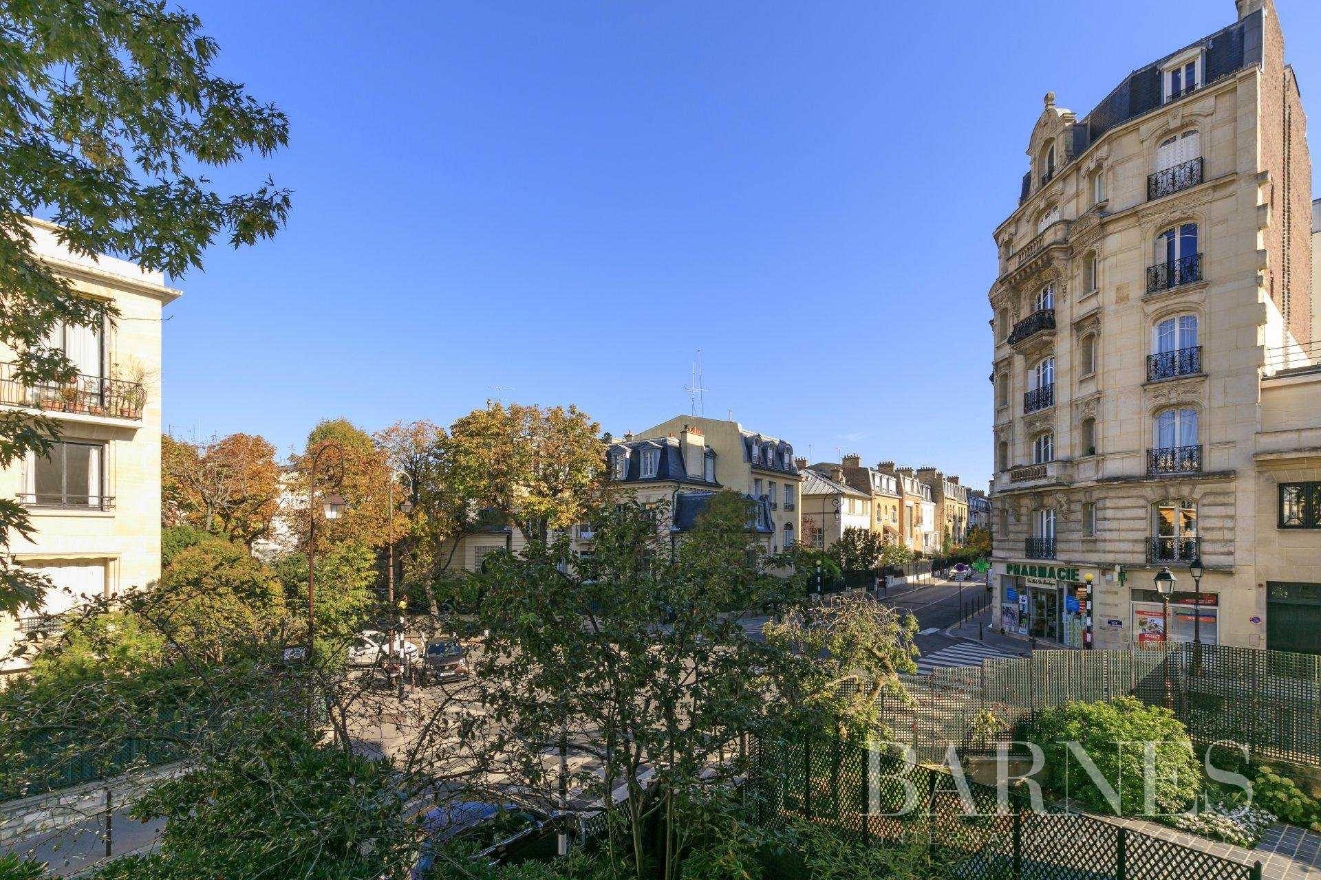 Appartement Neuilly-sur-Seine  -  ref 6240512 (picture 2)