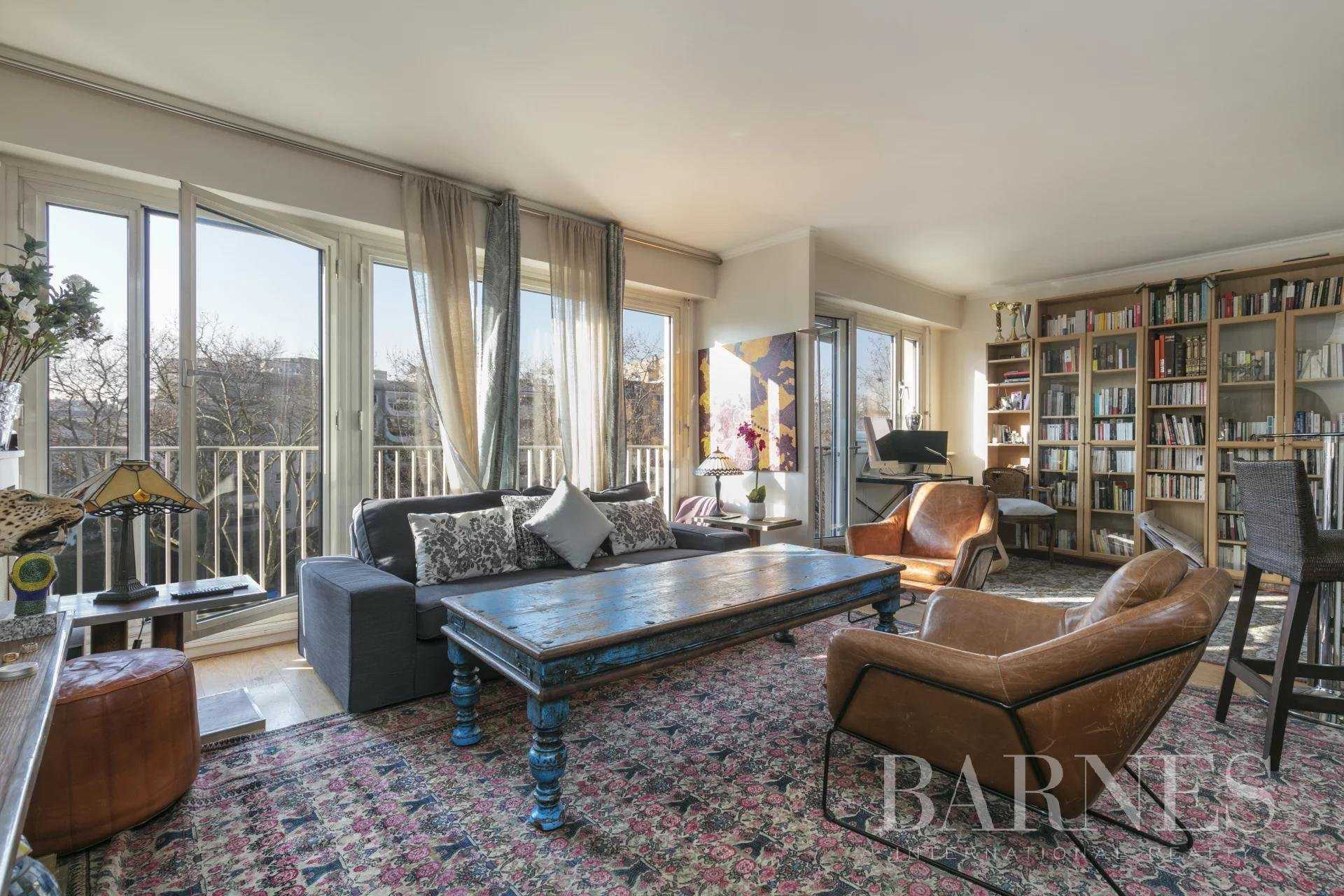 Apartment Neuilly-sur-Seine  -  ref 8171003 (picture 1)