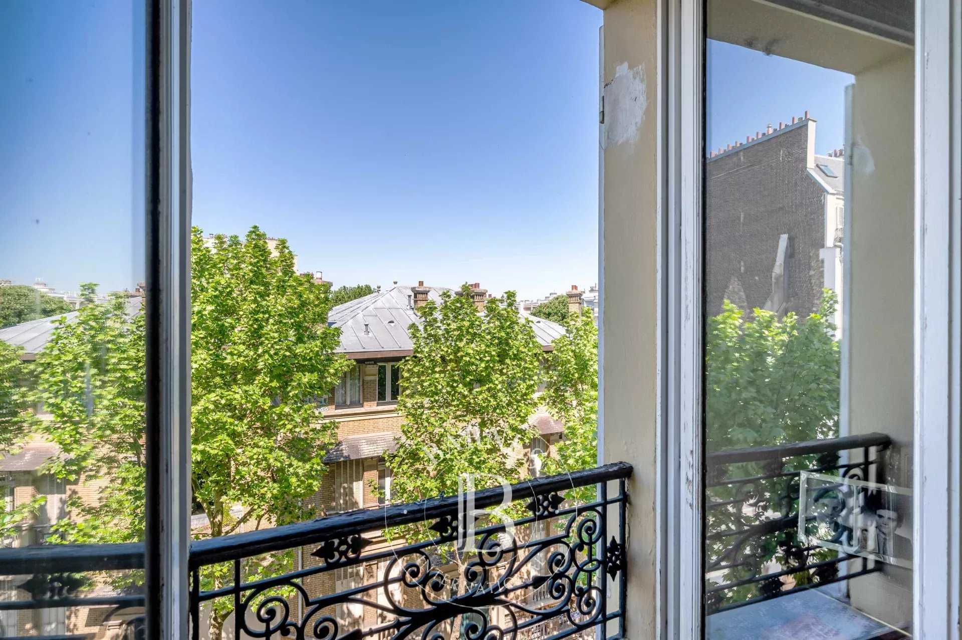 Apartment Neuilly-sur-Seine  -  ref 85901097 (picture 1)
